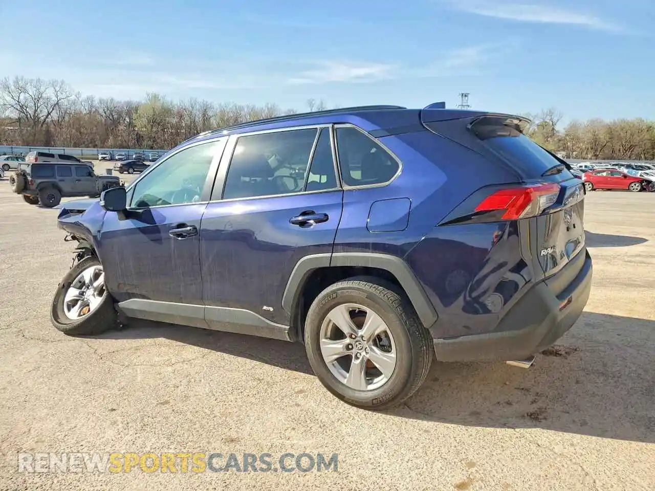 2 Photograph of a damaged car 2T3RWRFV9RW21619X TOYOTA RAV4 2024