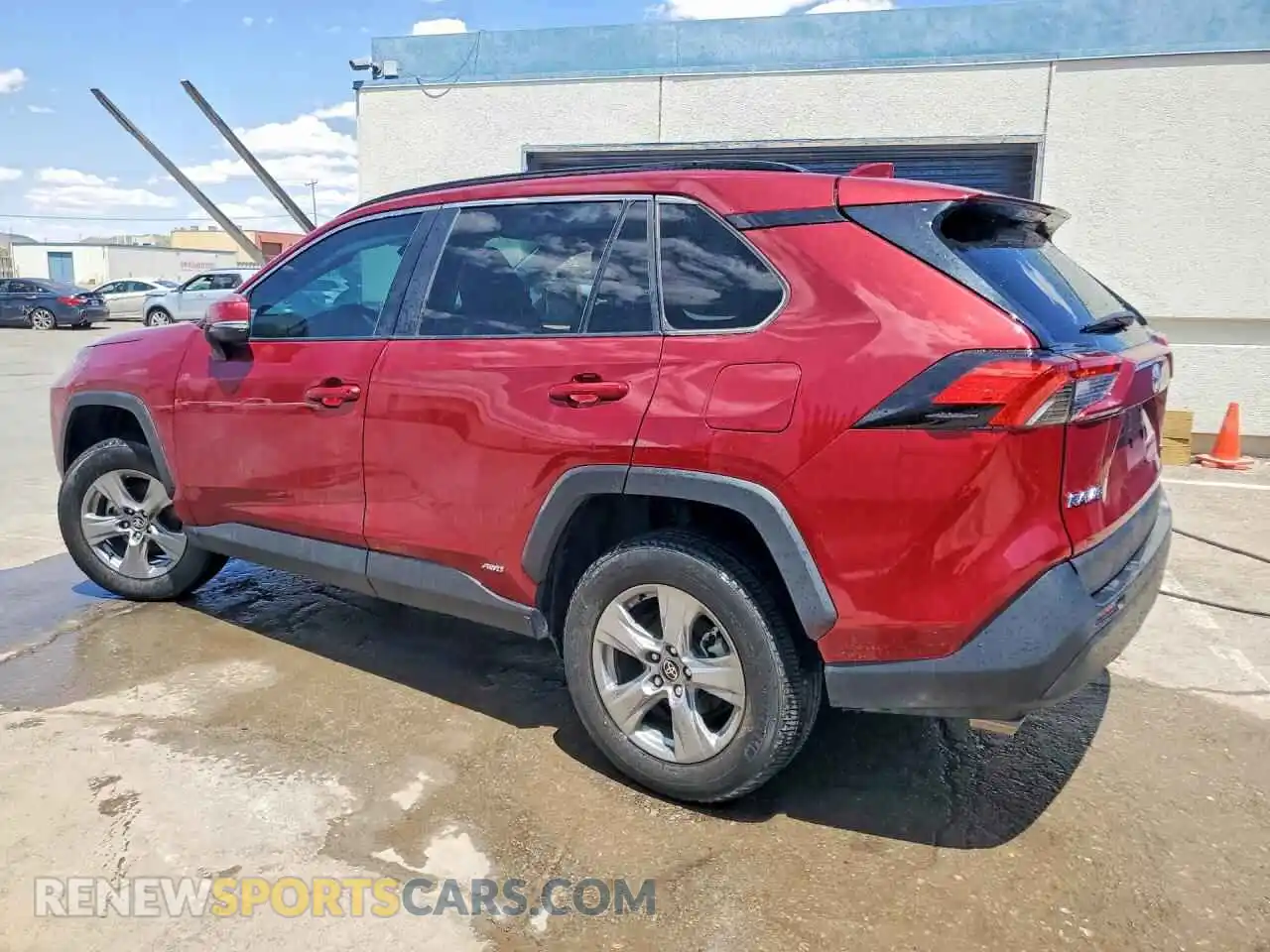 2 fotografías del automóvil dañado 2T3RWRFV9RW217276 TOYOTA RAV4 2024
