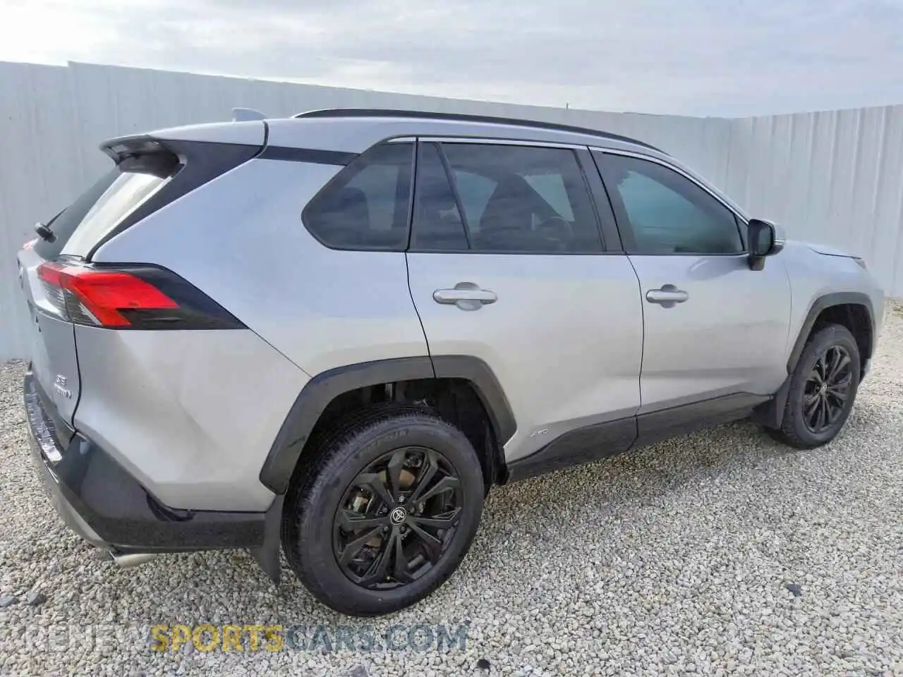 3 Photograph of a damaged car 2T3T6RFV4RW077207 TOYOTA RAV4 2024
