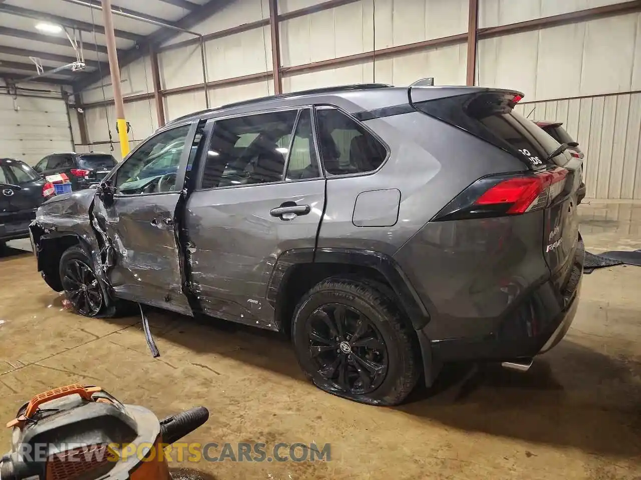 2 Photograph of a damaged car 2T3T6RFV5RW056348 TOYOTA RAV4 2024