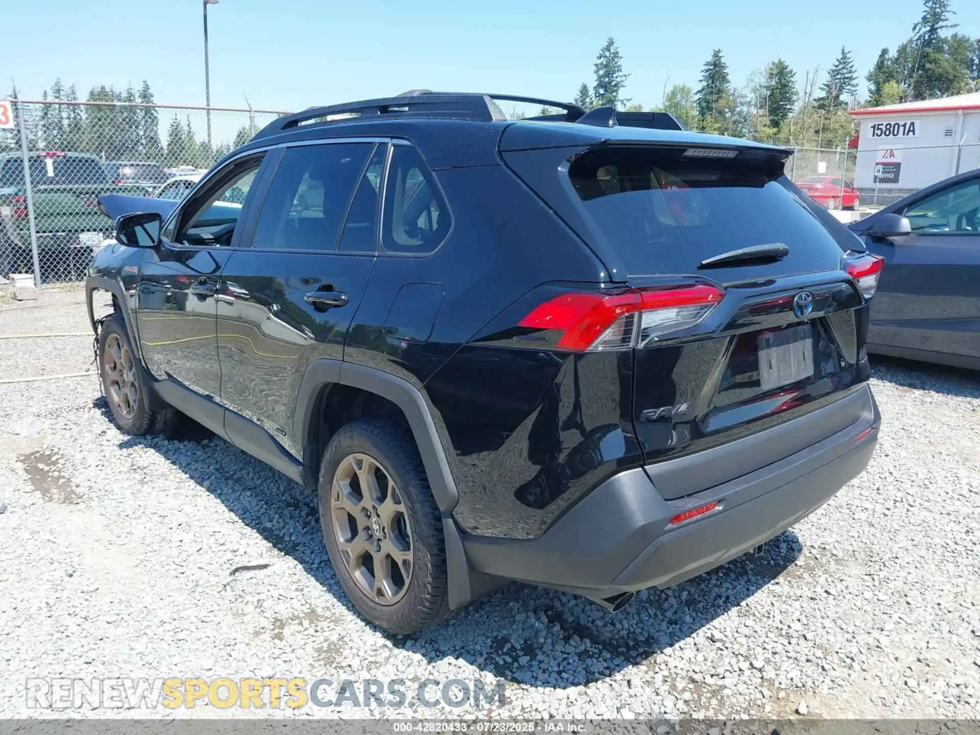3 Photograph of a damaged car 2T3UWRFV2RW218909 TOYOTA RAV4 2024