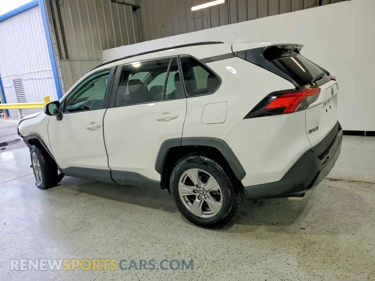 2 Photograph of a damaged car 2T3W1RFV0RW328705 TOYOTA RAV4 2024