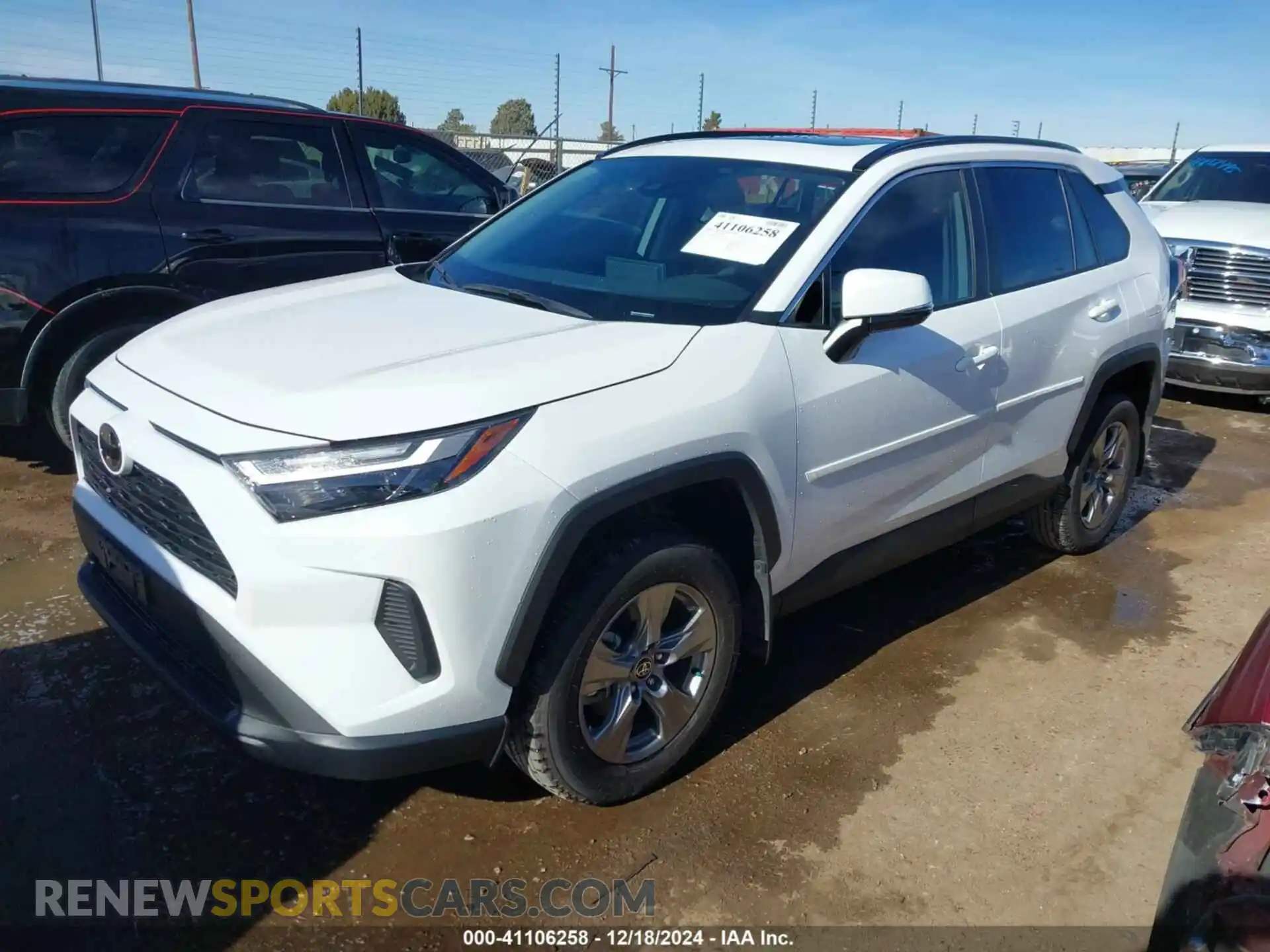 2 Фотография поврежденного автомобиля 2T3W1RFV1RW361146 TOYOTA RAV4 2024