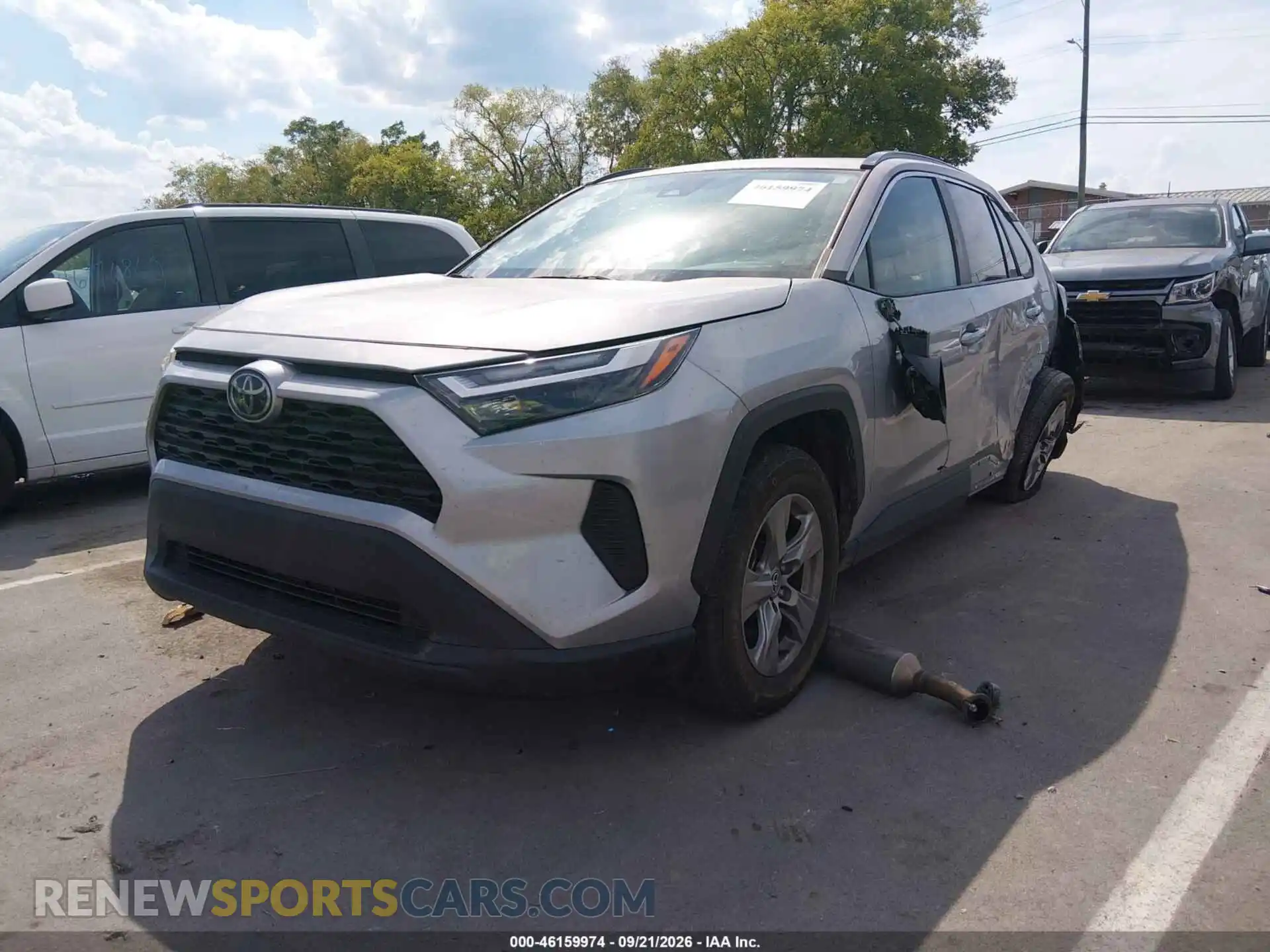 2 Photograph of a damaged car 2T3W1RFV2RW328334 TOYOTA RAV4 2024