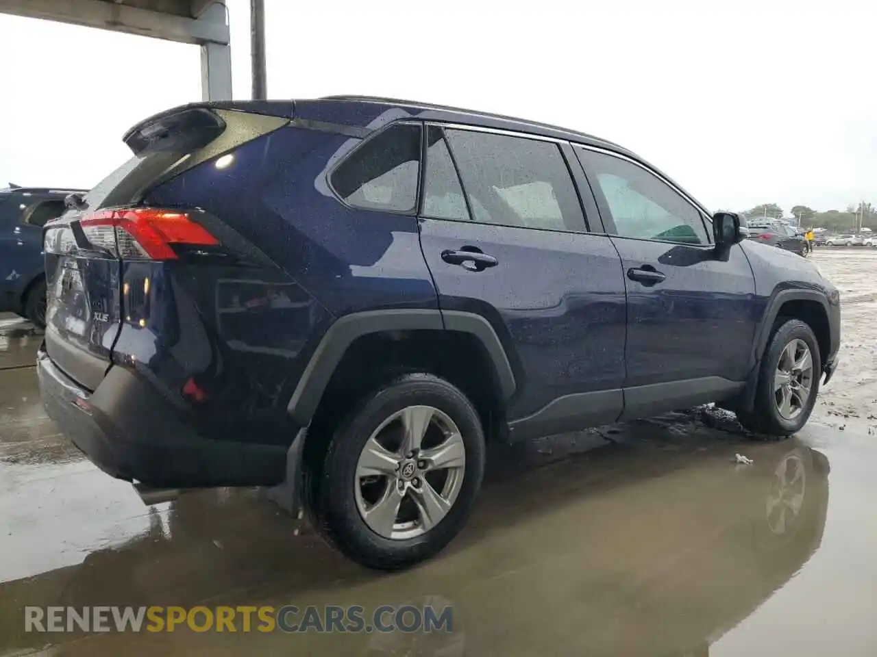 3 Photograph of a damaged car 2T3W1RFV2RW349667 TOYOTA RAV4 2024