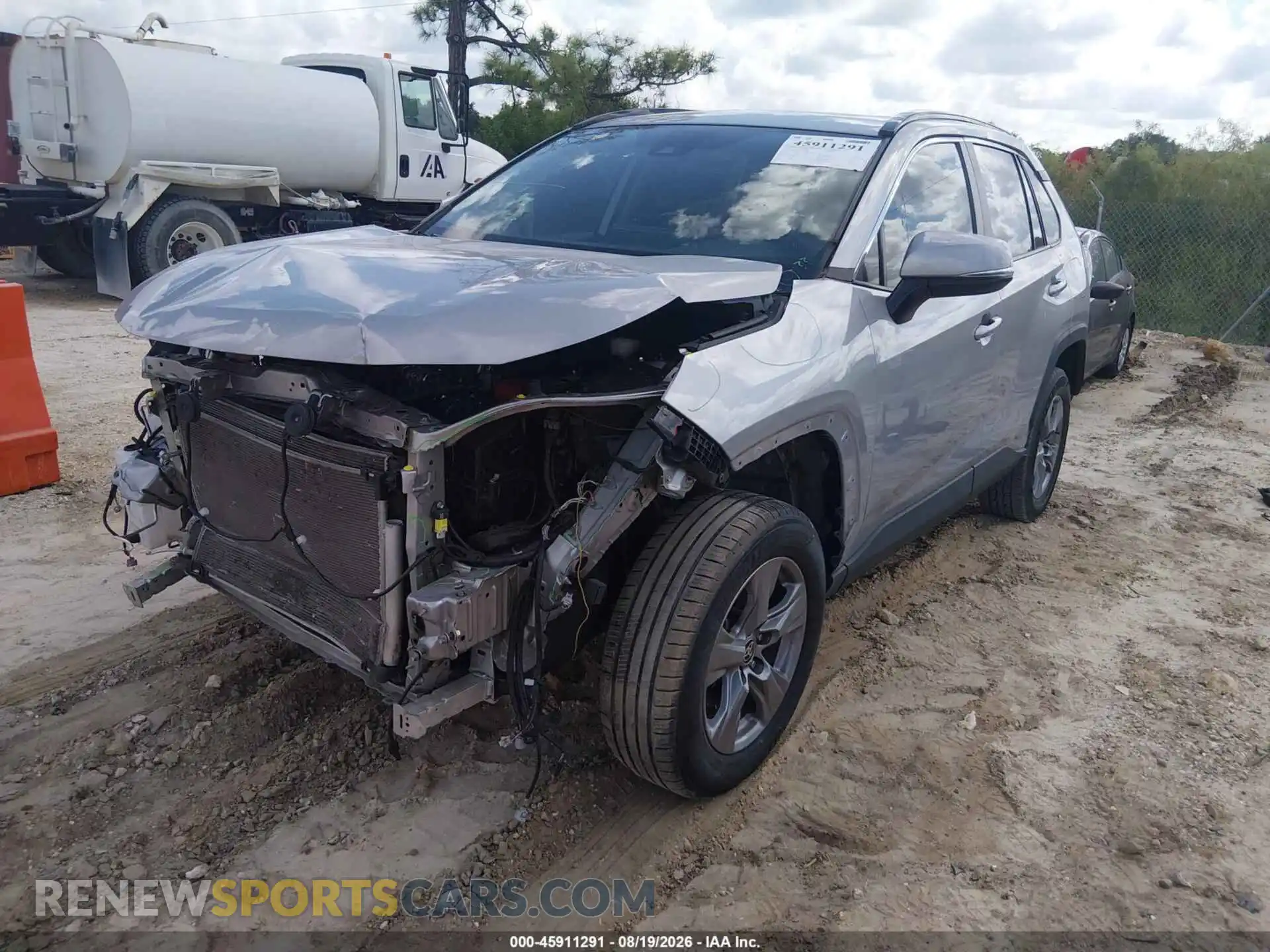 2 Photograph of a damaged car 2T3W1RFV3RW306925 TOYOTA RAV4 2024