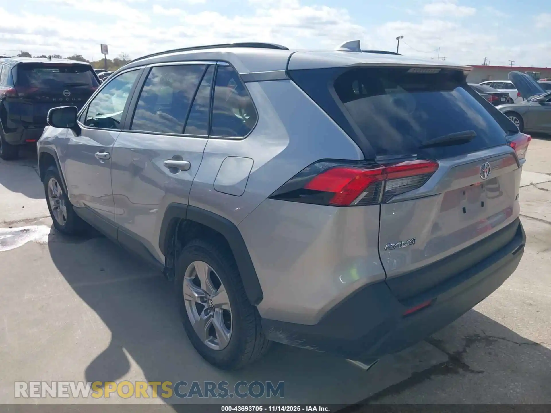 3 Photograph of a damaged car 2T3W1RFV4RC281440 TOYOTA RAV4 2024