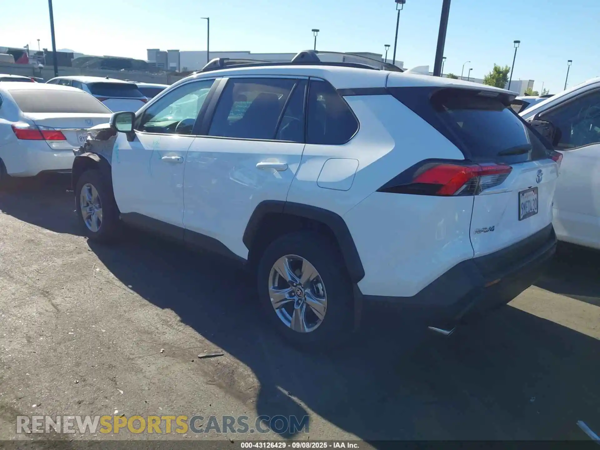 3 Photograph of a damaged car 2T3W1RFV7RC274580 TOYOTA RAV4 2024