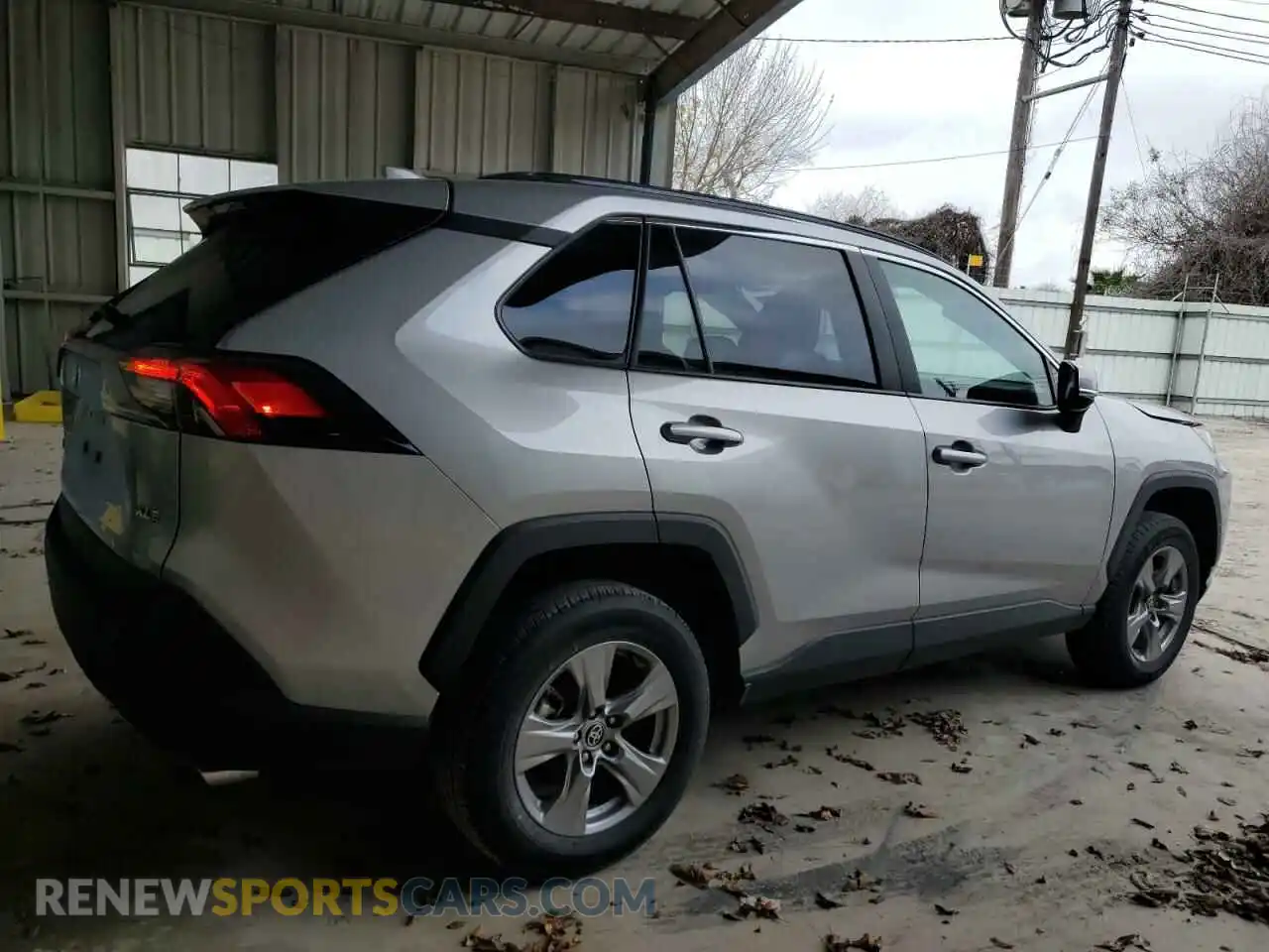 3 Photograph of a damaged car 2T3W1RFV7RC283375 TOYOTA RAV4 2024