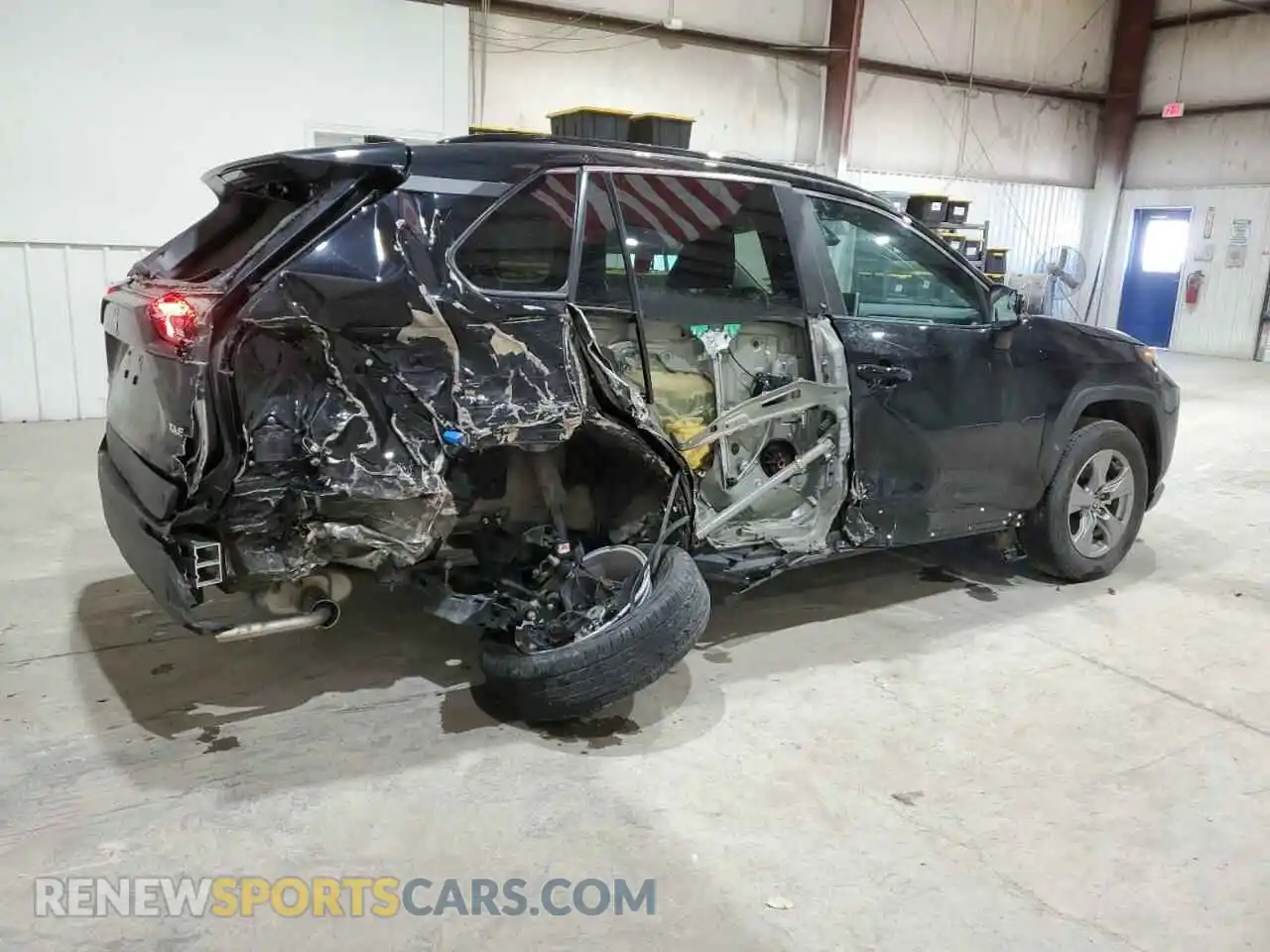 3 Photograph of a damaged car 2T3W1RFV7RW332010 TOYOTA RAV4 2024