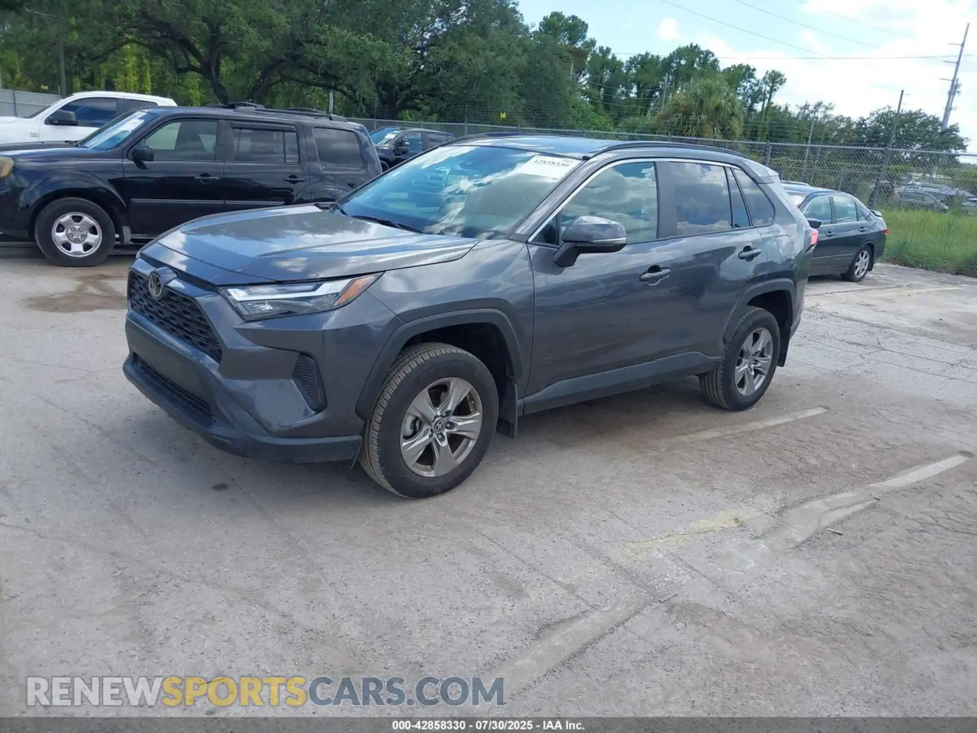 2 fotografías del automóvil dañado 2T3W1RFV8RC265788 TOYOTA RAV4 2024