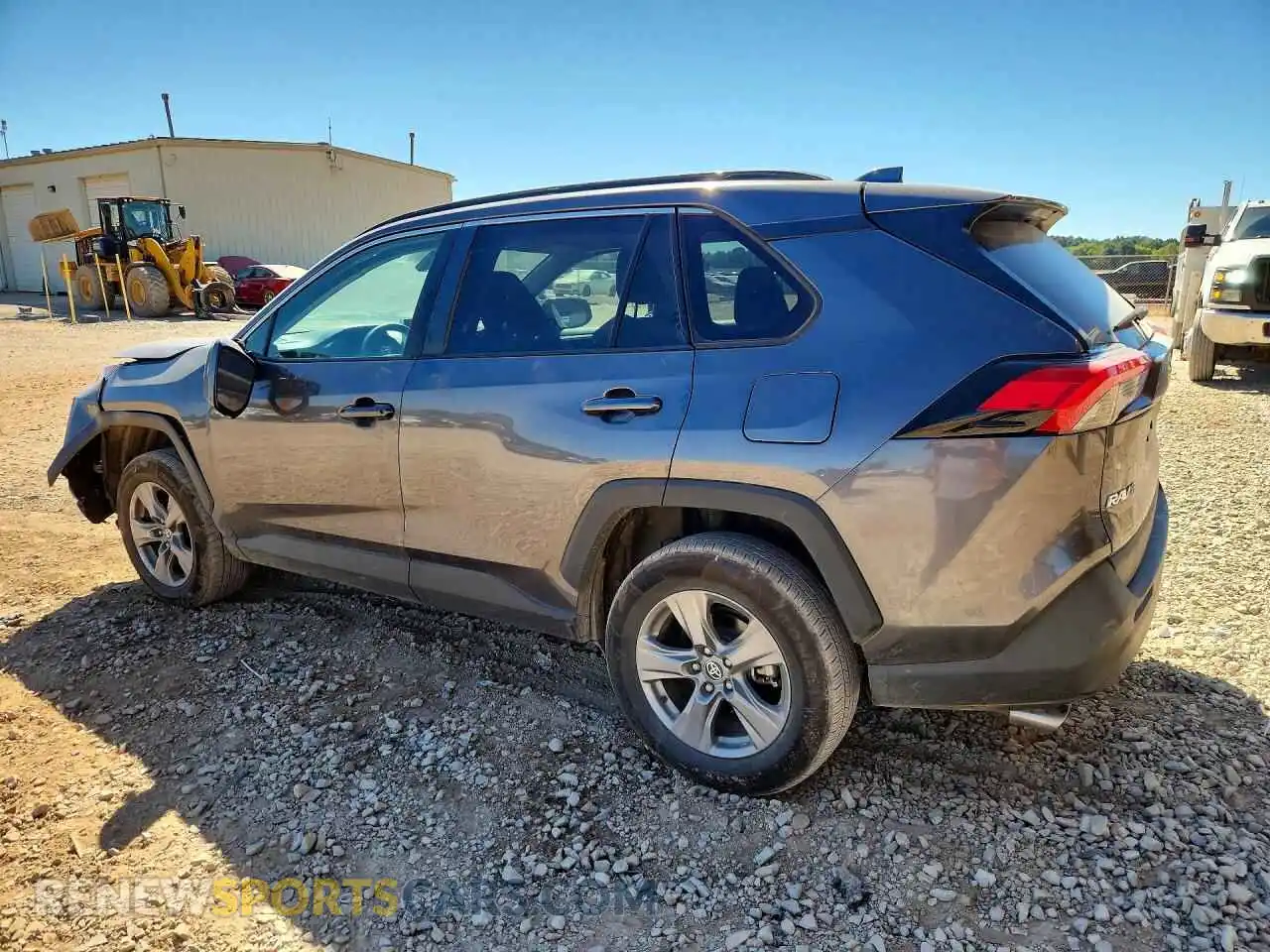 2 Фотография поврежденного автомобиля 2T3W1RFV9RC264228 TOYOTA RAV4 2024