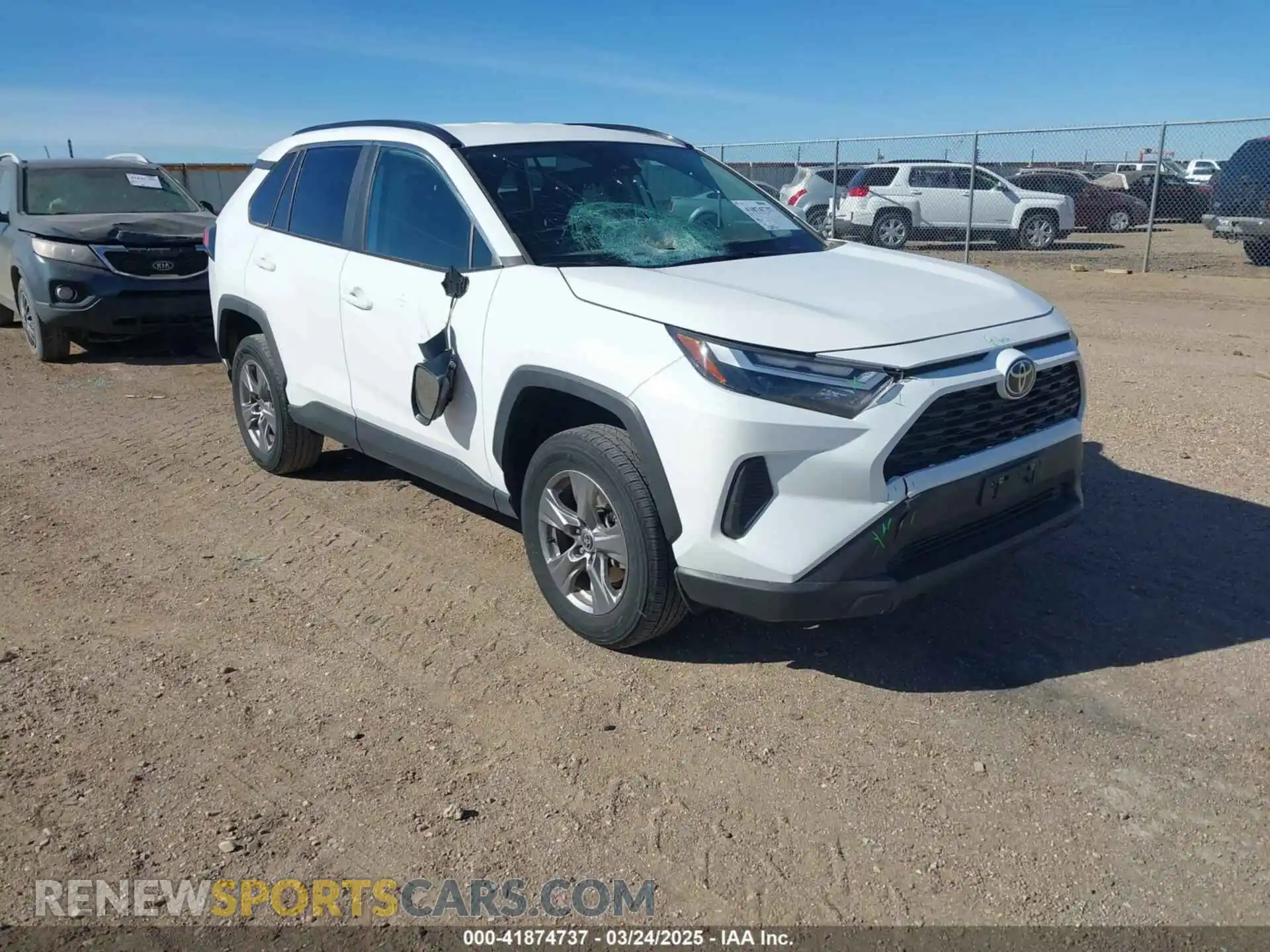 1 Photograph of a damaged car 2T3W1RFVXRW332017 TOYOTA RAV4 2024