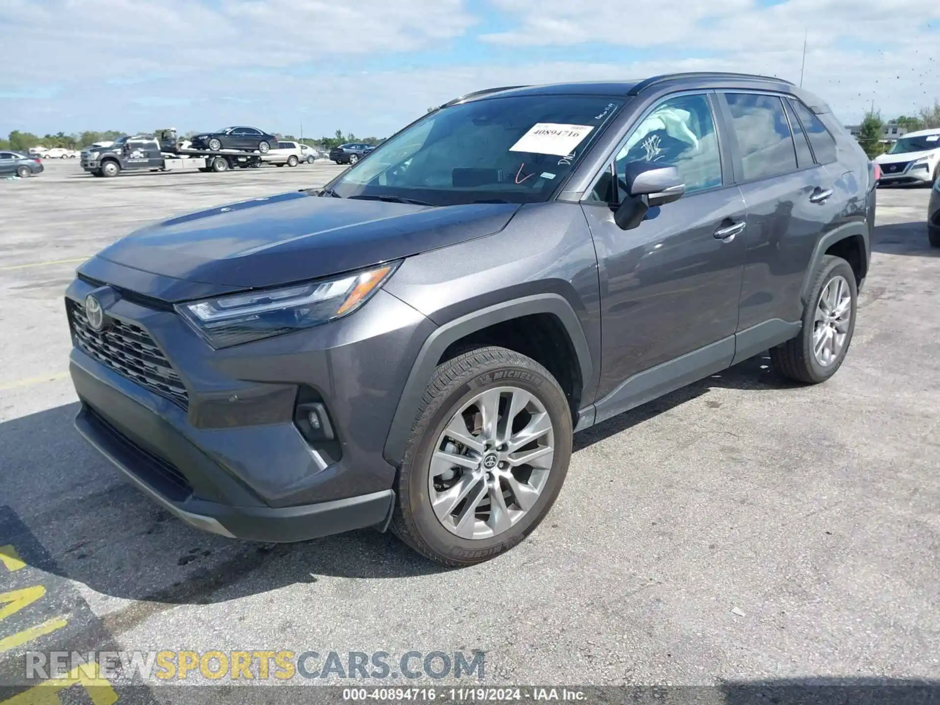 2 Фотография поврежденного автомобиля 2T3Y1RFV7RC253057 TOYOTA RAV4 2024