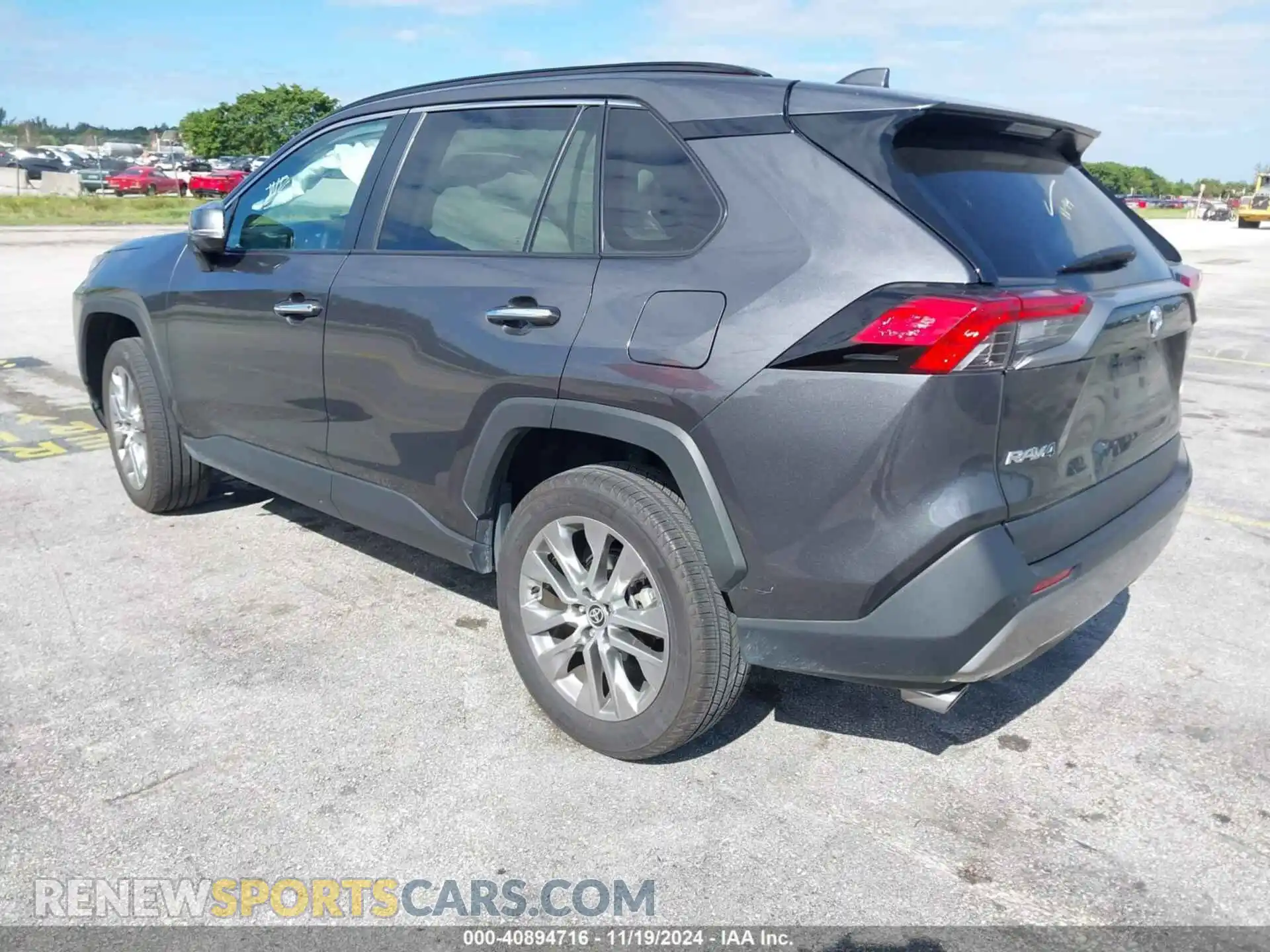 3 Фотография поврежденного автомобиля 2T3Y1RFV7RC253057 TOYOTA RAV4 2024