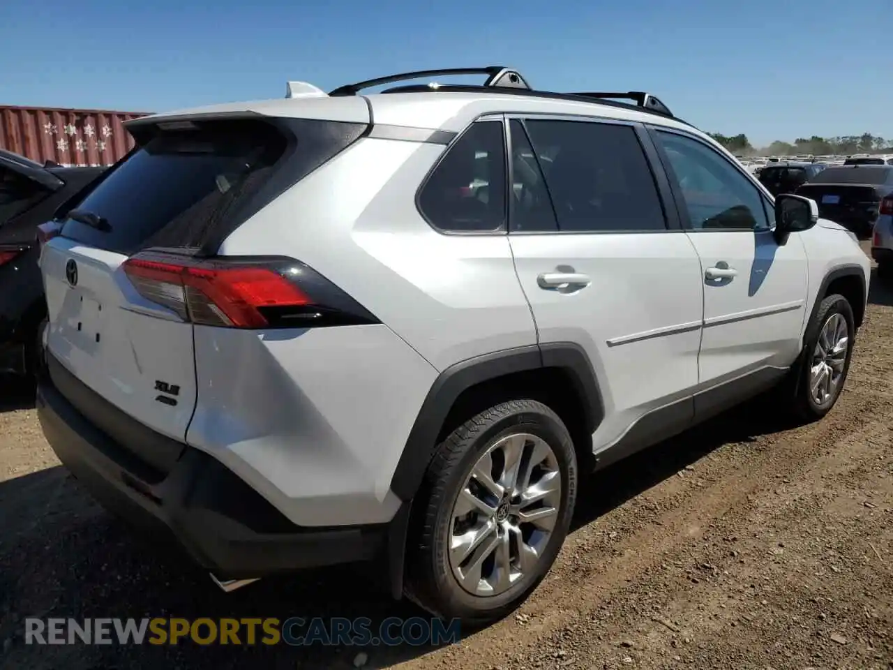 3 Фотография поврежденного автомобиля 2T3A1RFV0SW517872 TOYOTA RAV4 2025