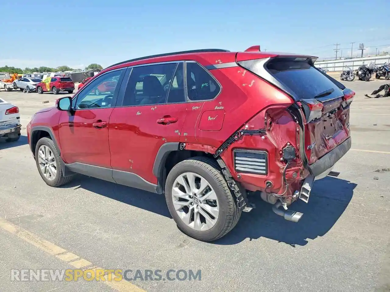 2 fotografías del automóvil dañado 2T3A1RFV0SW575626 TOYOTA RAV4 2025