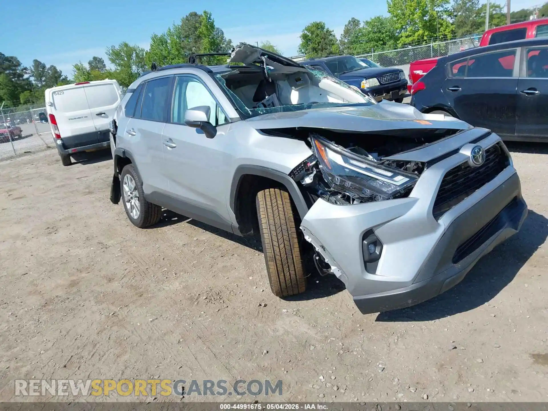 1 Photograph of a damaged car 2T3A1RFV0SW583029 TOYOTA RAV4 2025