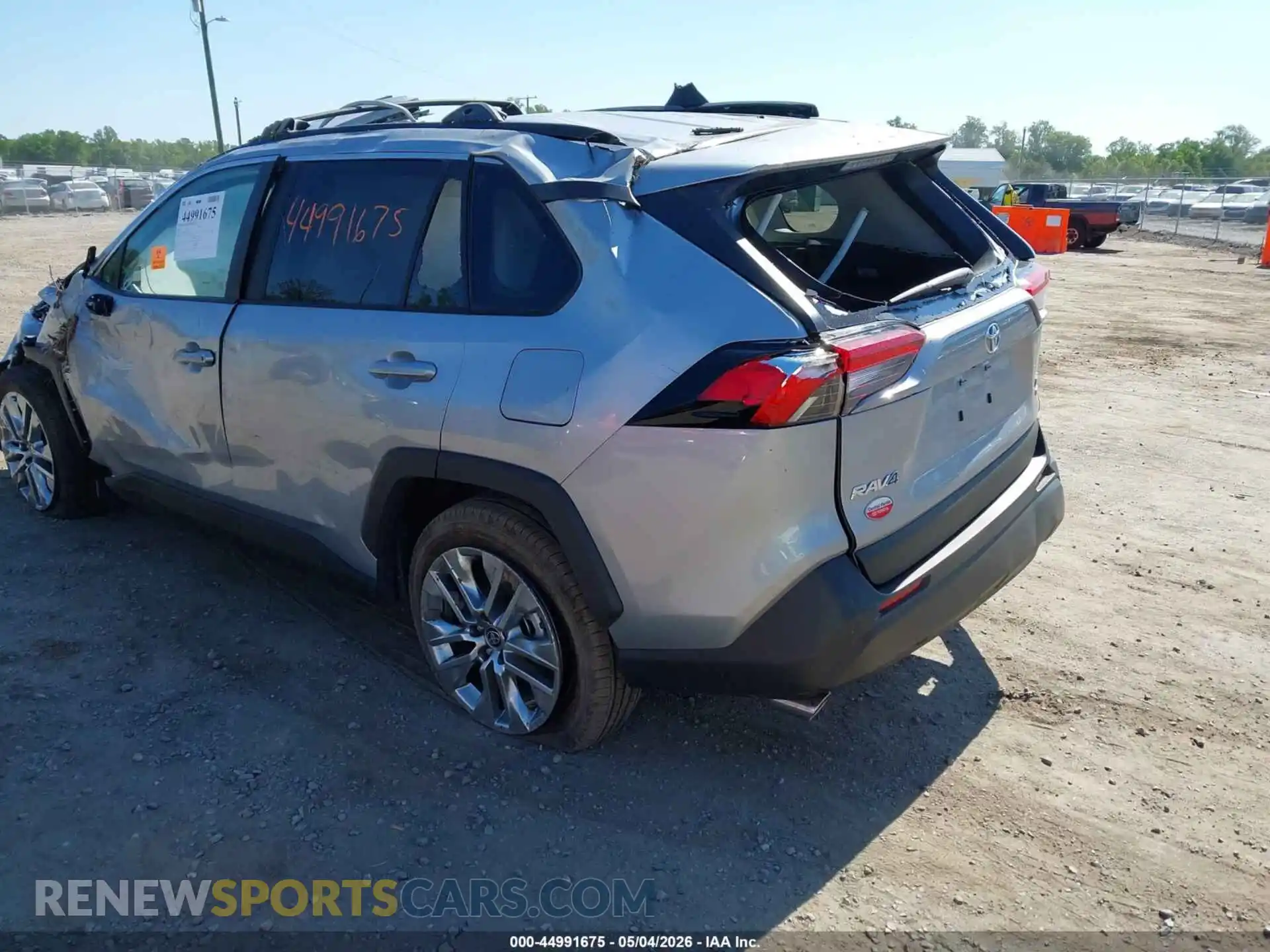 3 Photograph of a damaged car 2T3A1RFV0SW583029 TOYOTA RAV4 2025