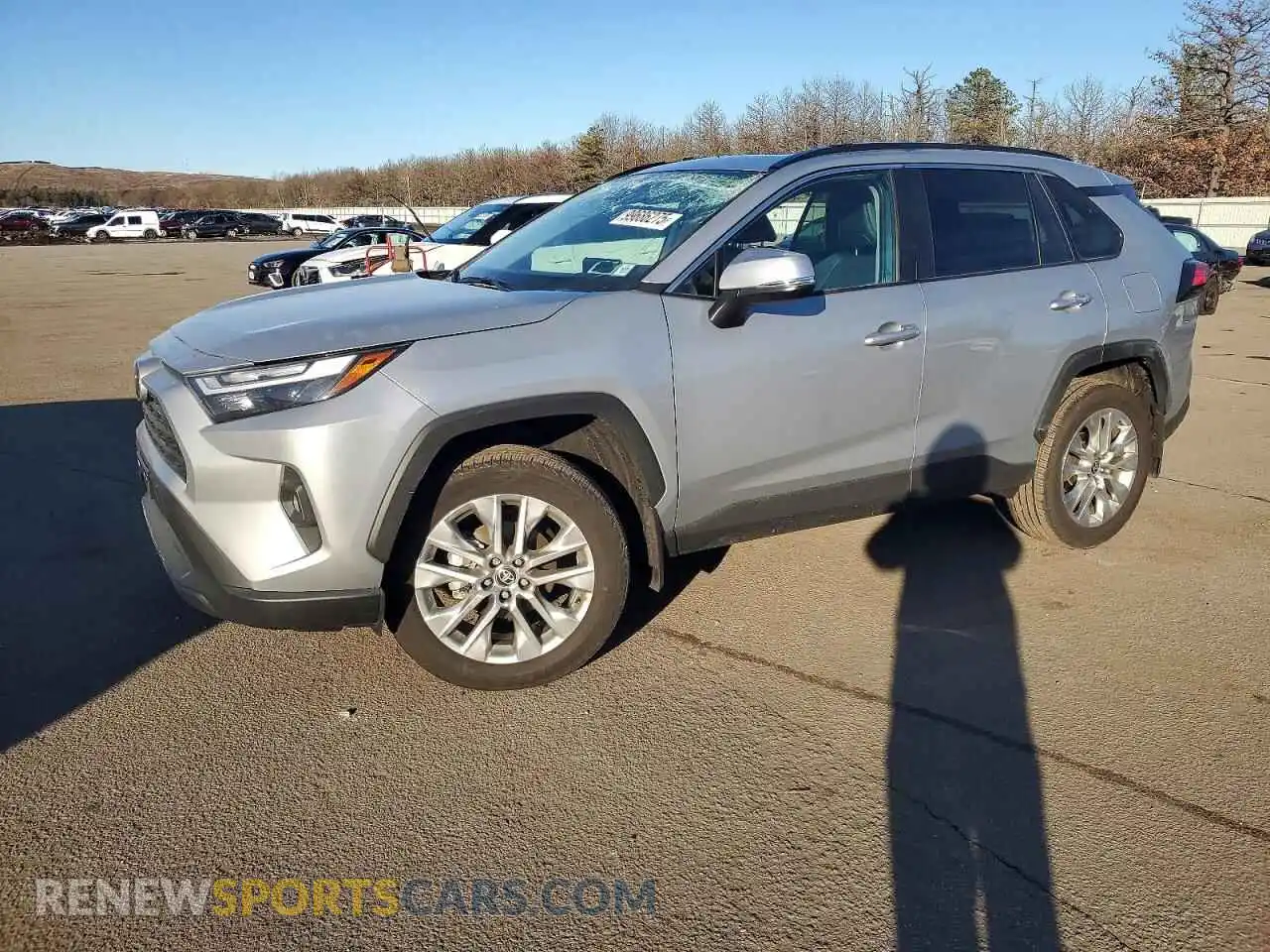 1 Photograph of a damaged car 2T3A1RFV0SW602422 TOYOTA RAV4 2025