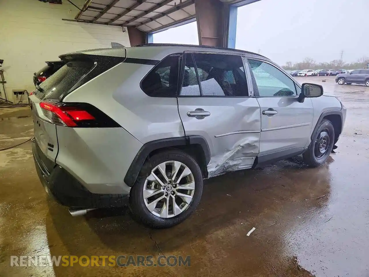 3 fotografías del automóvil dañado 2T3A1RFV0SW624551 TOYOTA RAV4 2025