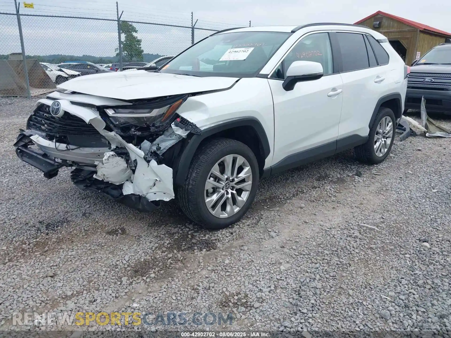 2 Photograph of a damaged car 2T3A1RFV1SW502569 TOYOTA RAV4 2025