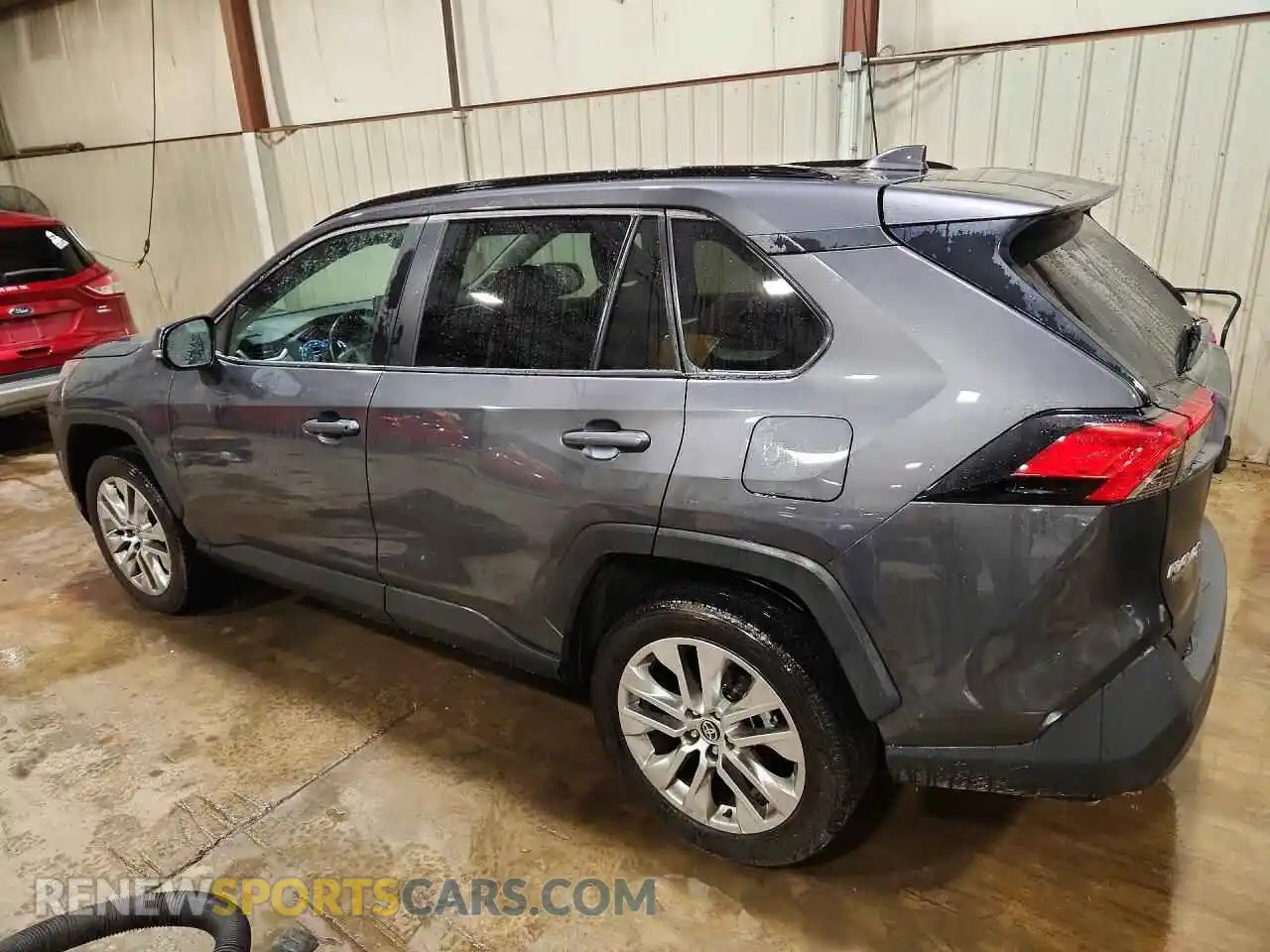 2 Photograph of a damaged car 2T3A1RFV1SW521431 TOYOTA RAV4 2025