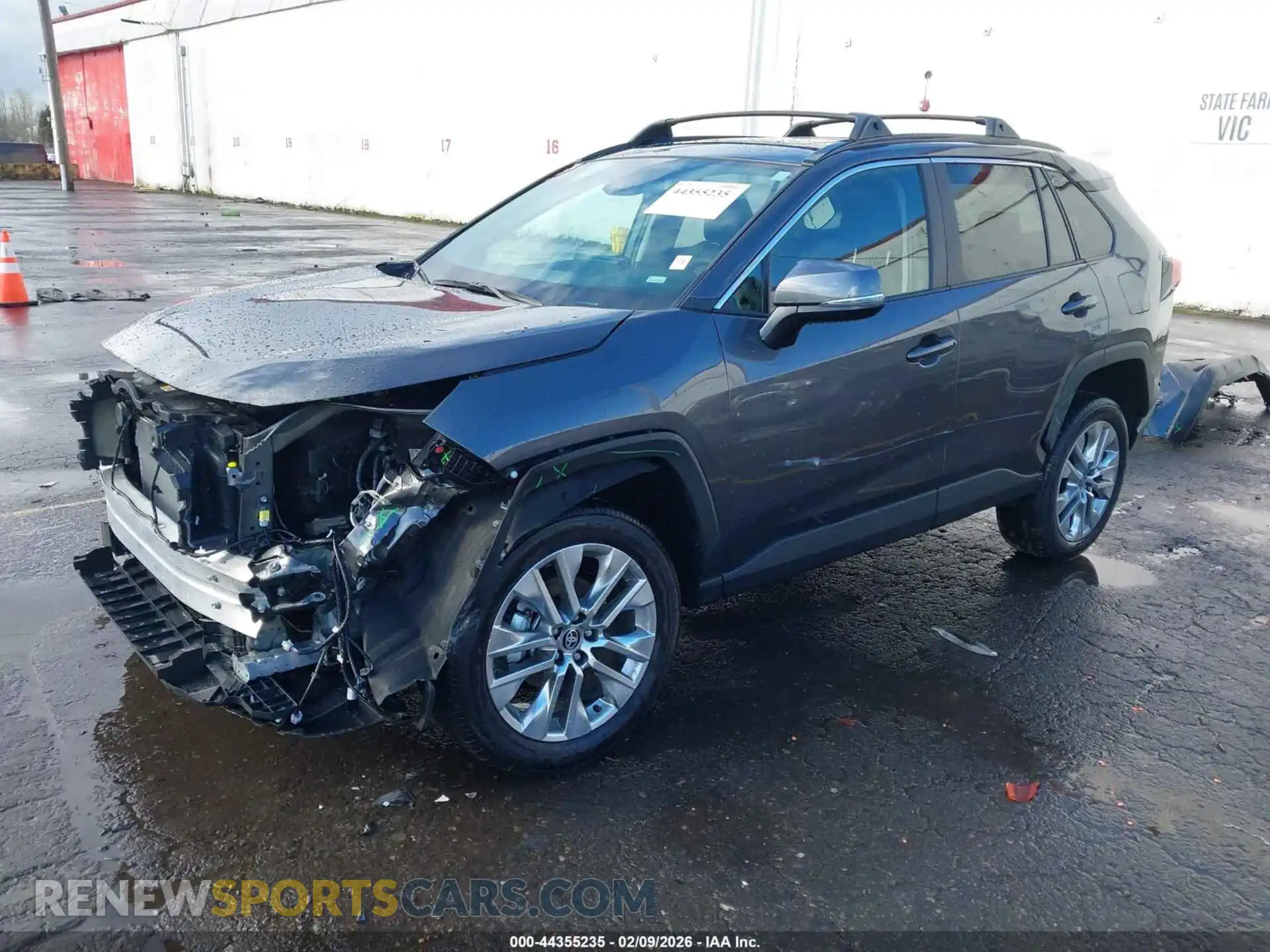 2 Photograph of a damaged car 2T3A1RFV1SW611999 TOYOTA RAV4 2025