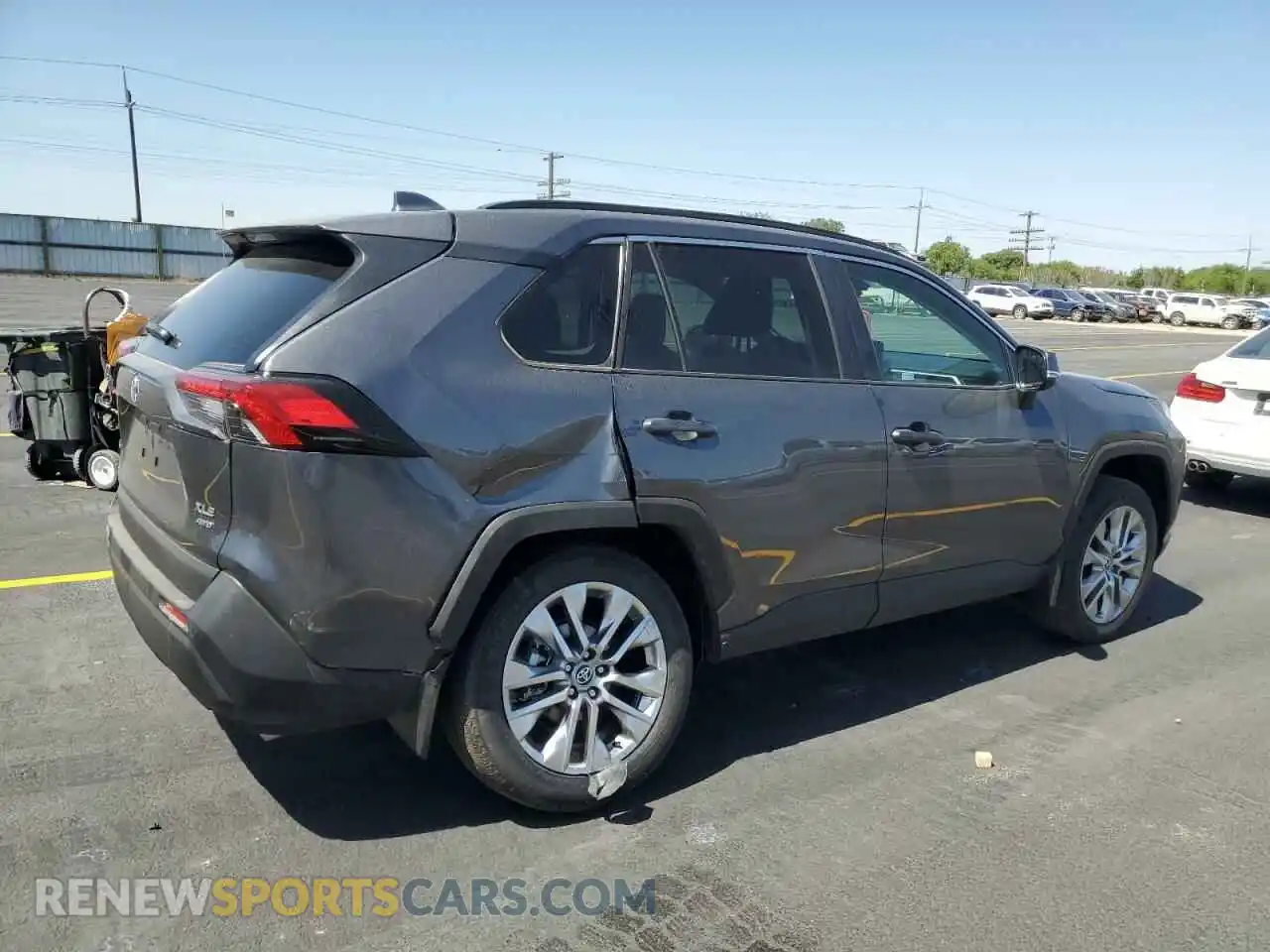 3 Photograph of a damaged car 2T3A1RFV4SC522493 TOYOTA RAV4 2025