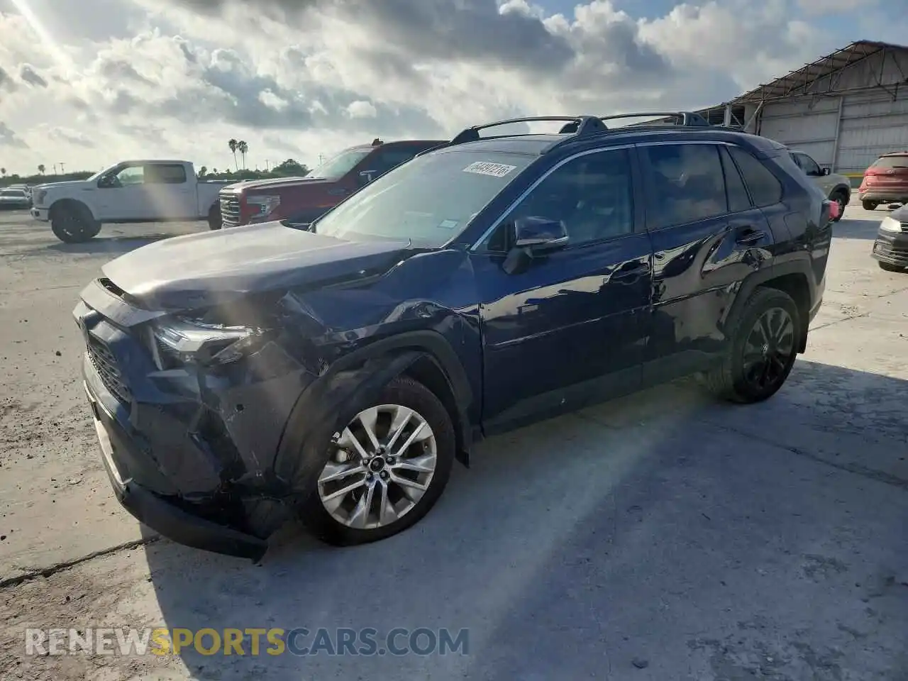 1 Photograph of a damaged car 2T3A1RFV4SW553435 TOYOTA RAV4 2025