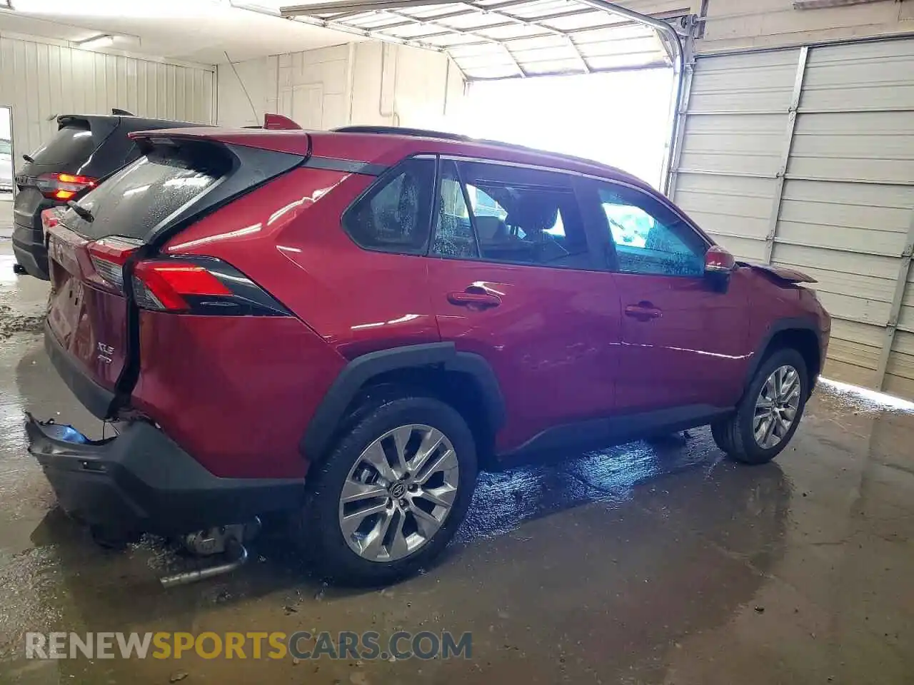 3 Photograph of a damaged car 2T3A1RFV4SW603122 TOYOTA RAV4 2025