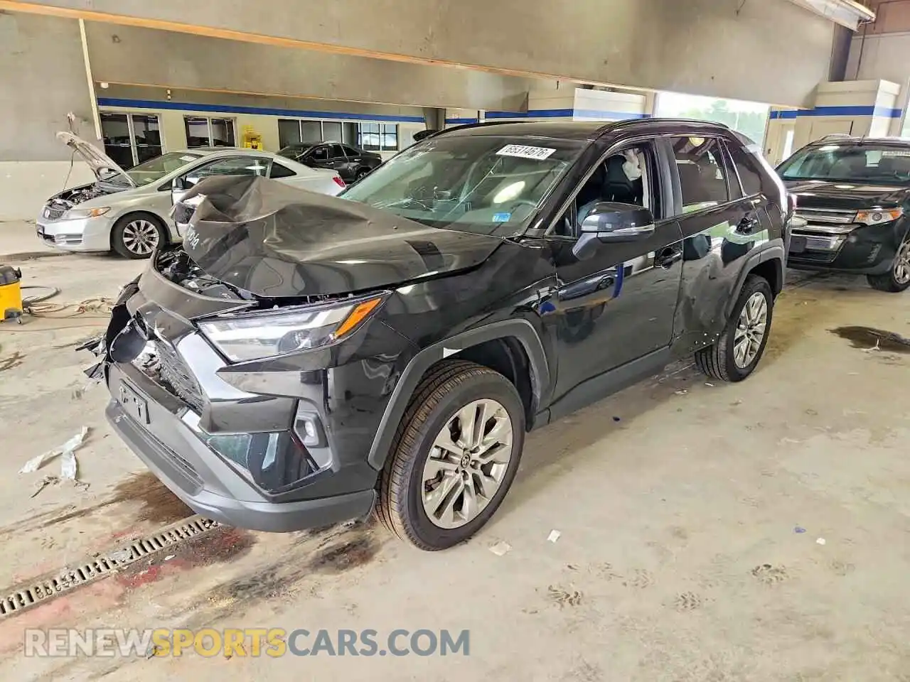 1 Photograph of a damaged car 2T3A1RFV5SW612069 TOYOTA RAV4 2025