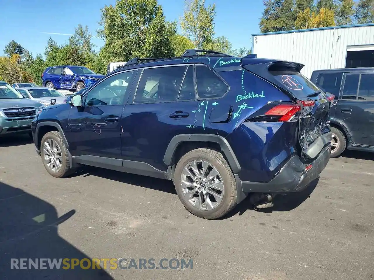 2 Photograph of a damaged car 2T3A1RFV6SW557910 TOYOTA RAV4 2025