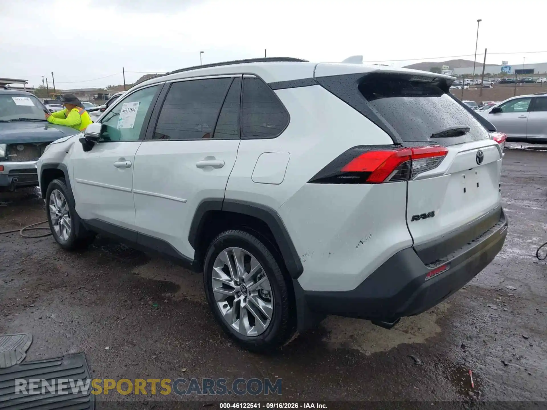 3 Photograph of a damaged car 2T3A1RFV7SW636499 TOYOTA RAV4 2025