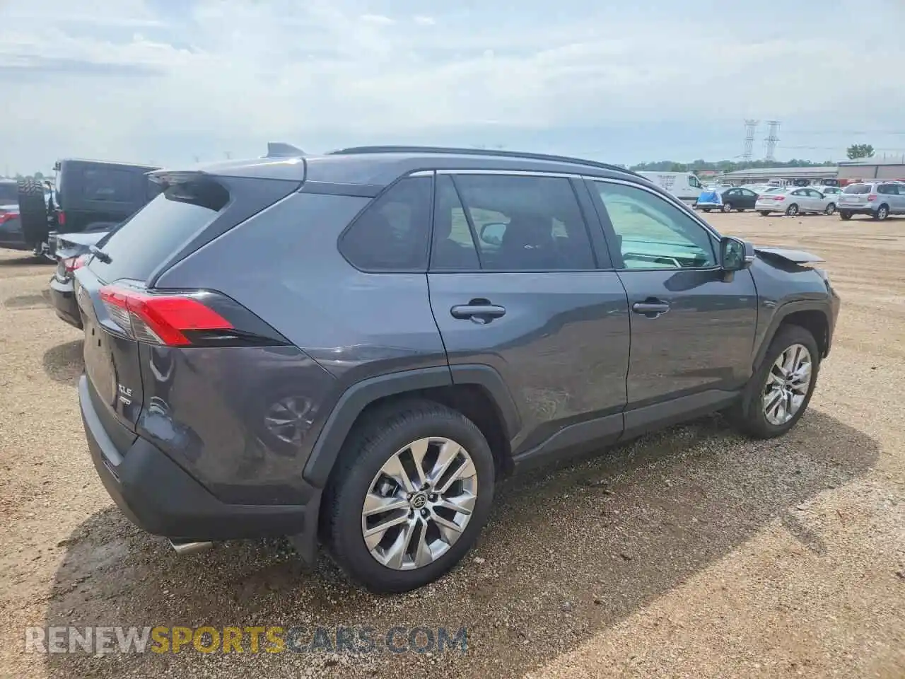 3 fotografías del automóvil dañado 2T3A1RFV8SW540817 TOYOTA RAV4 2025