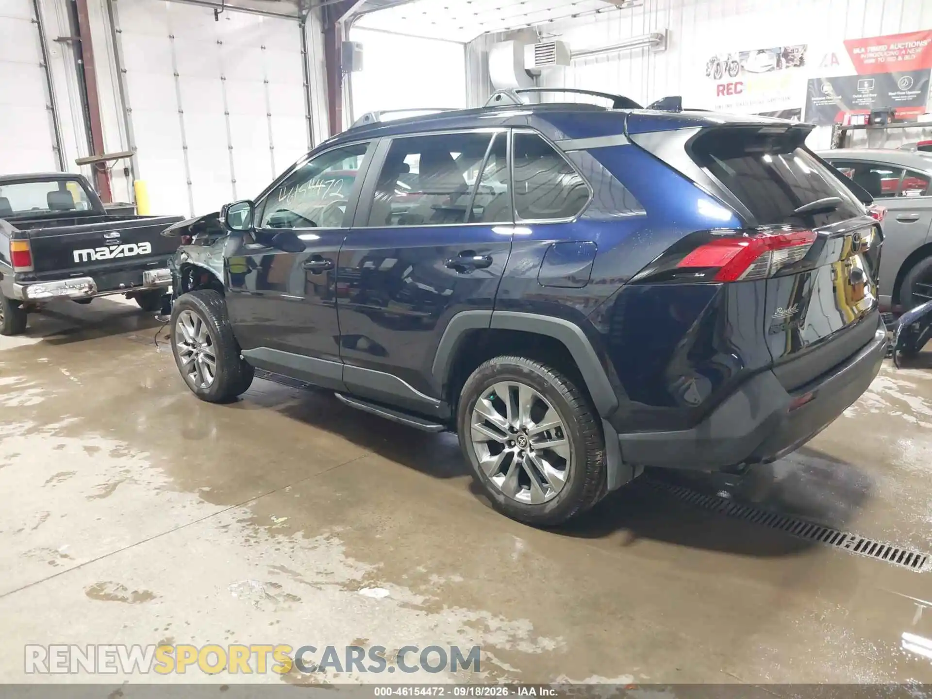 3 Photograph of a damaged car 2T3A1RFV9SW528045 TOYOTA RAV4 2025