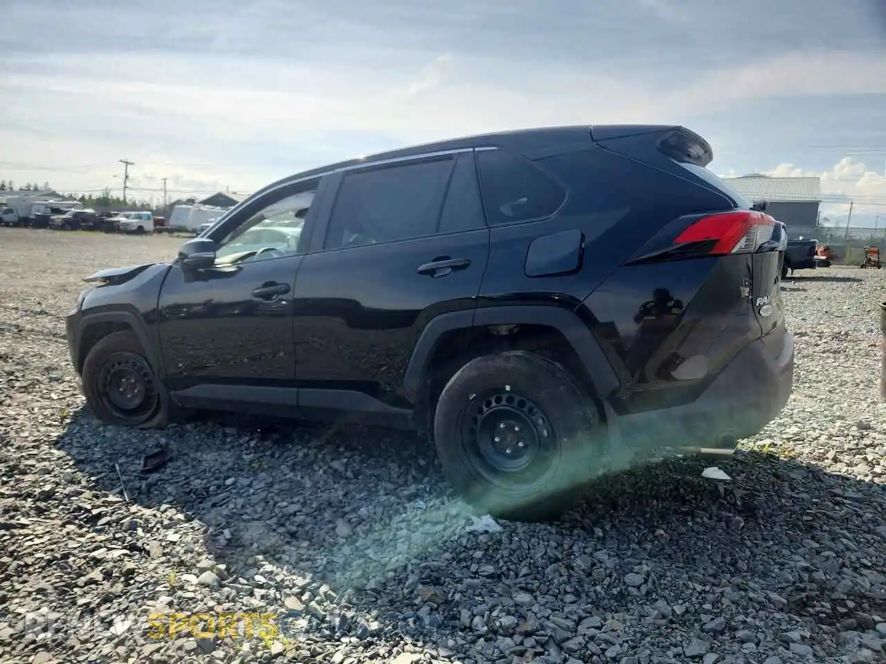 2 Фотография поврежденного автомобиля 2T3B1RFV4SC563842 TOYOTA RAV4 2025