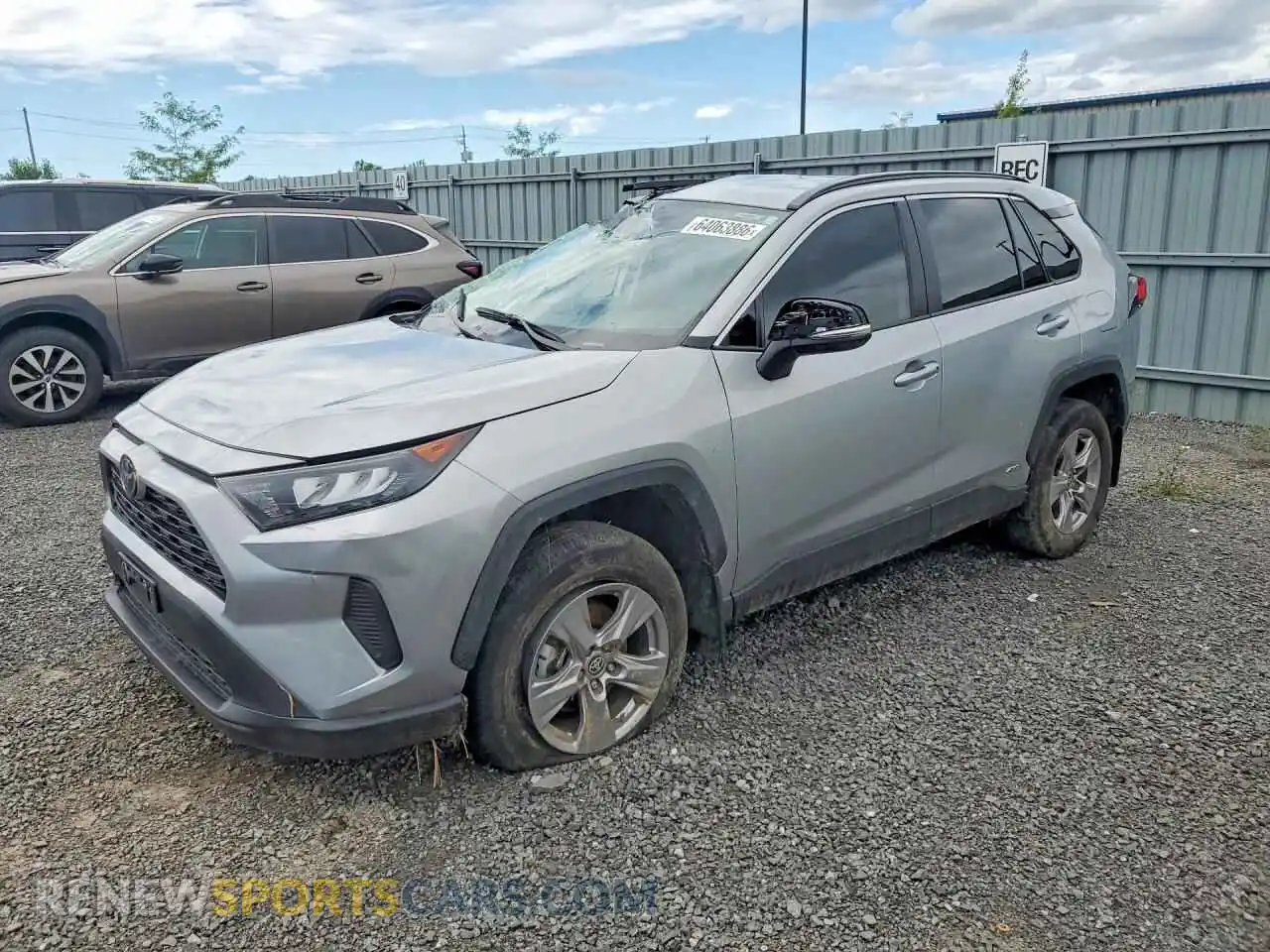 1 Photograph of a damaged car 2T3BWRFV2SW261658 TOYOTA RAV4 2025
