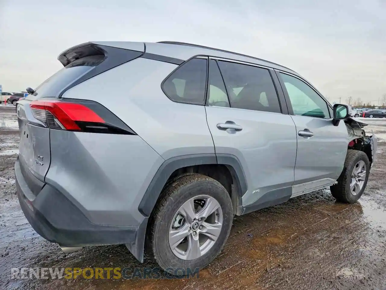 3 Фотография поврежденного автомобиля 2T3BWRFV8SW255430 TOYOTA RAV4 2025