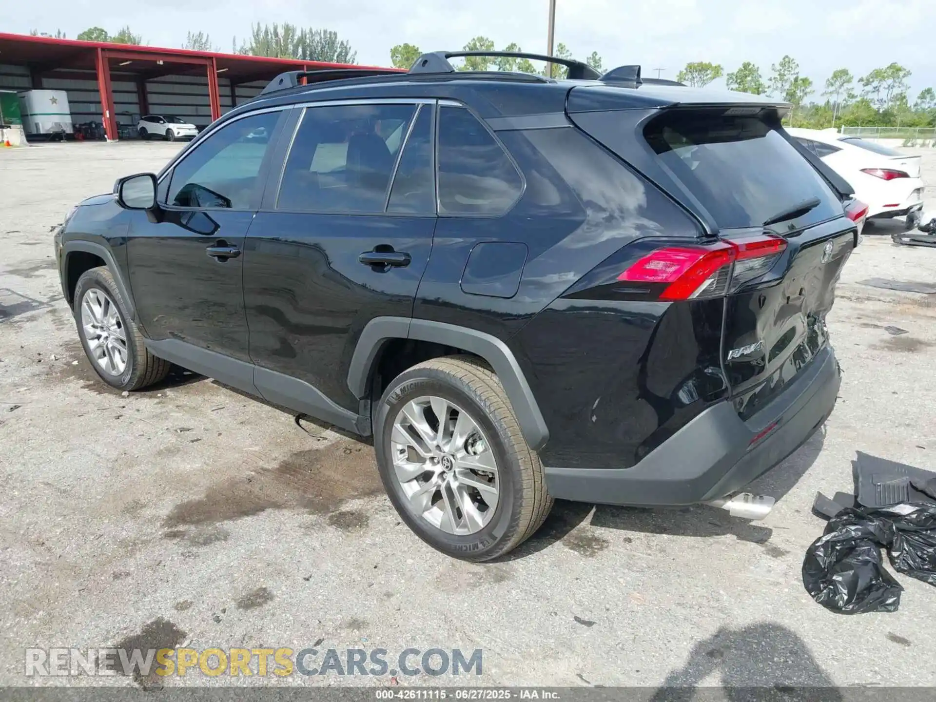 3 Photograph of a damaged car 2T3C1RFV0SC308920 TOYOTA RAV4 2025