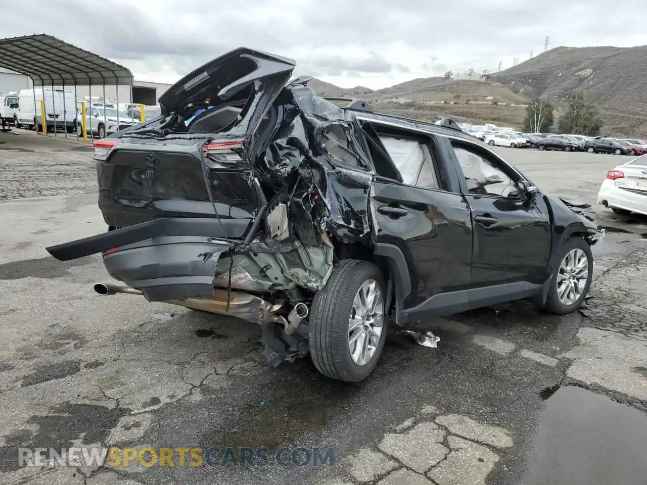 3 Photograph of a damaged car 2T3C1RFV0SW376794 TOYOTA RAV4 2025
