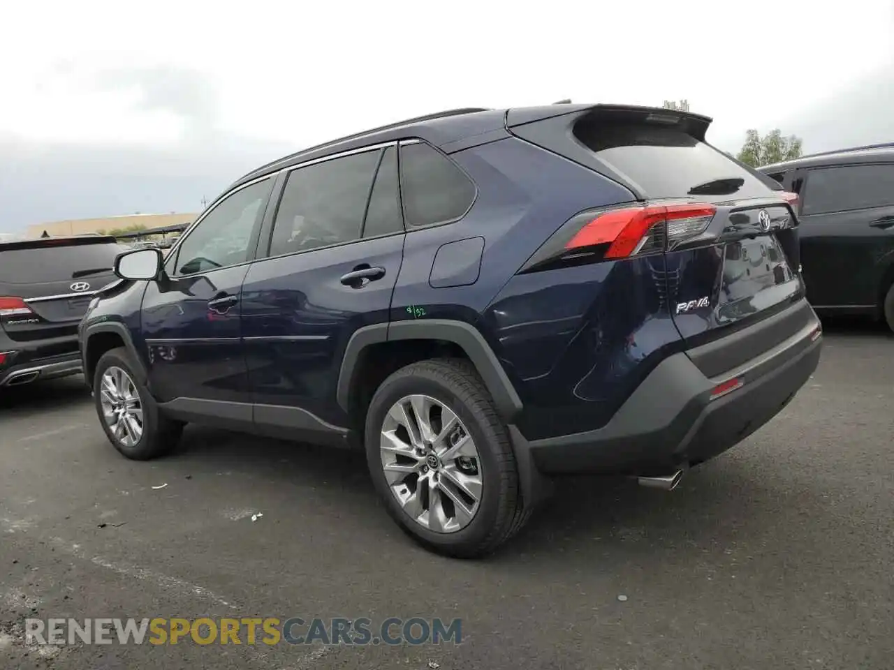 2 Photograph of a damaged car 2T3C1RFV0SW377816 TOYOTA RAV4 2025