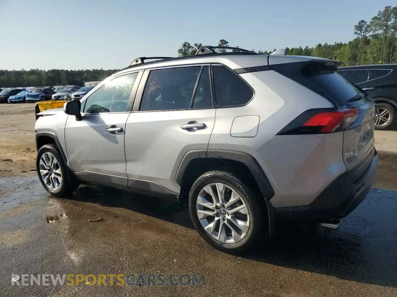 2 Photograph of a damaged car 2T3C1RFV2SC308112 TOYOTA RAV4 2025