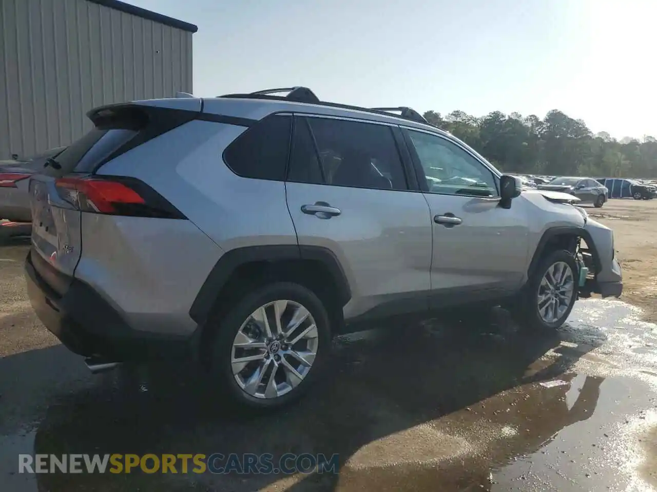 3 Photograph of a damaged car 2T3C1RFV2SC308112 TOYOTA RAV4 2025
