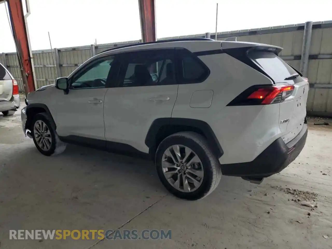 2 Photograph of a damaged car 2T3C1RFV2SW371595 TOYOTA RAV4 2025