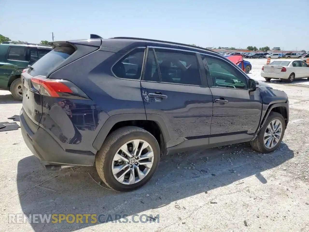 3 Photograph of a damaged car 2T3C1RFV2SW403364 TOYOTA RAV4 2025