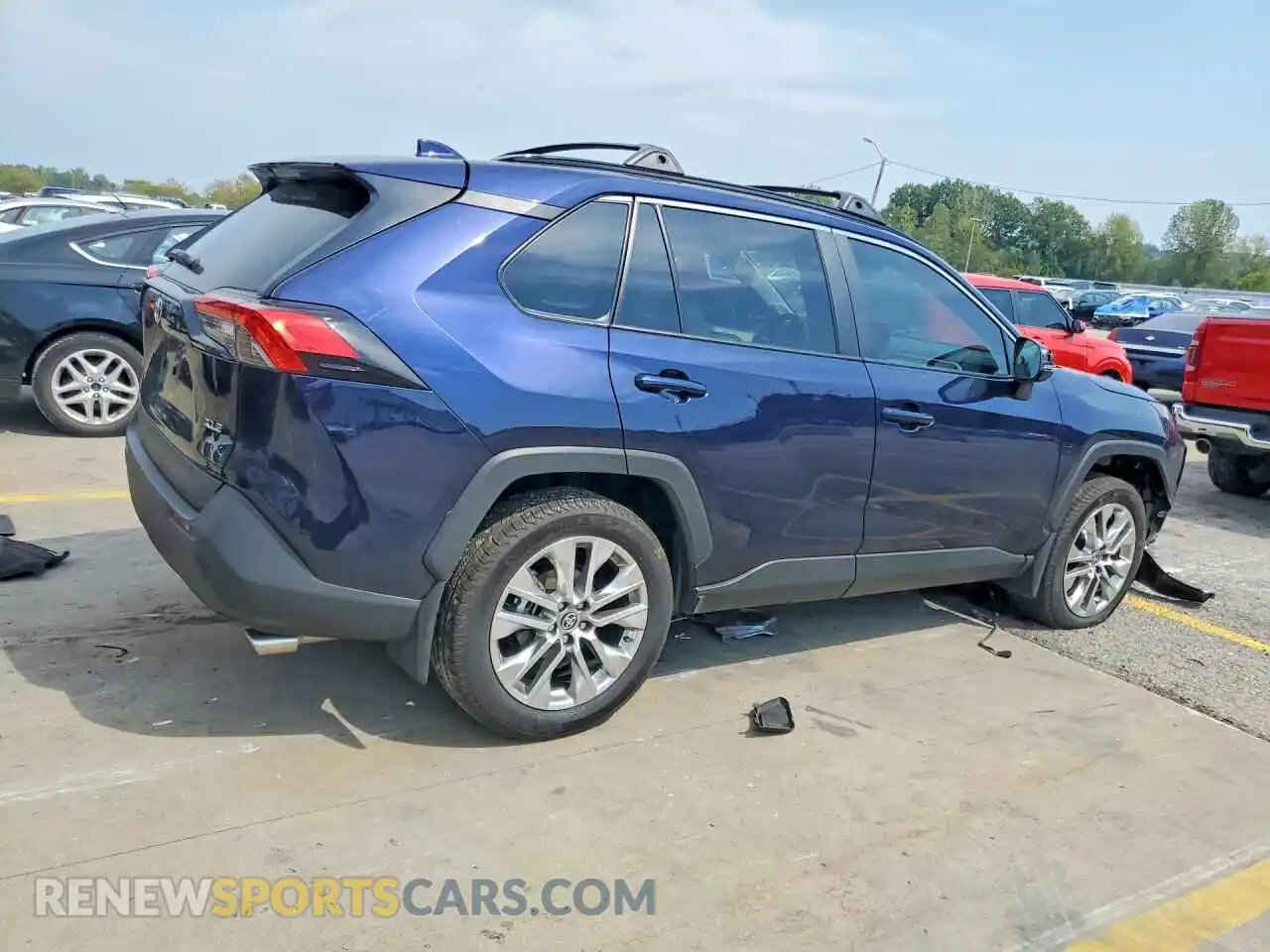 3 Photograph of a damaged car 2T3C1RFV3SW415796 TOYOTA RAV4 2025