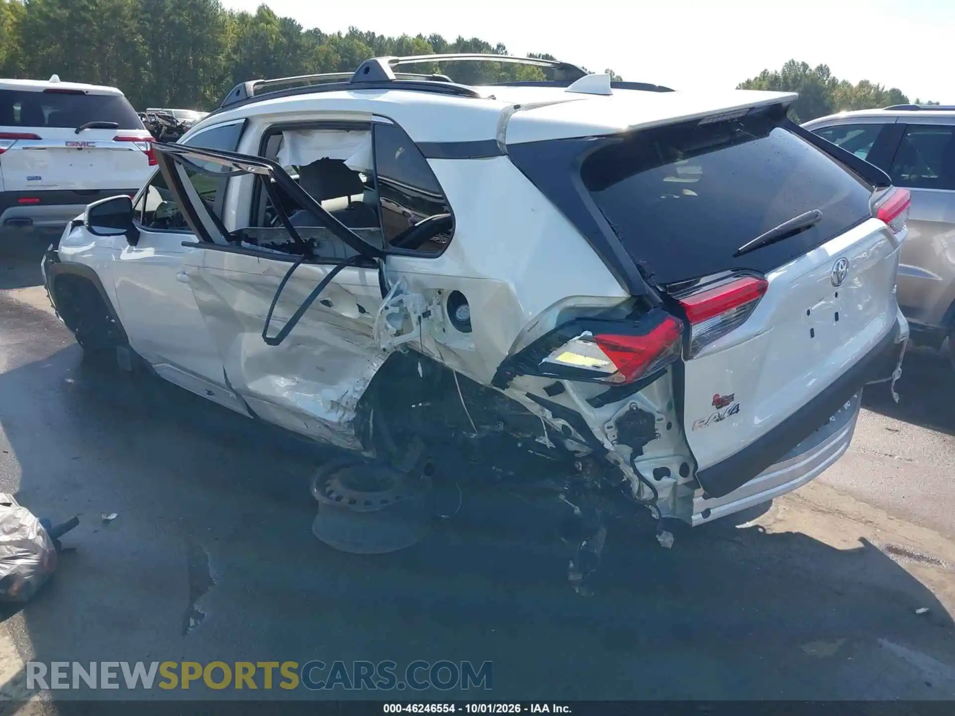 3 Photograph of a damaged car 2T3C1RFV3SW443971 TOYOTA RAV4 2025