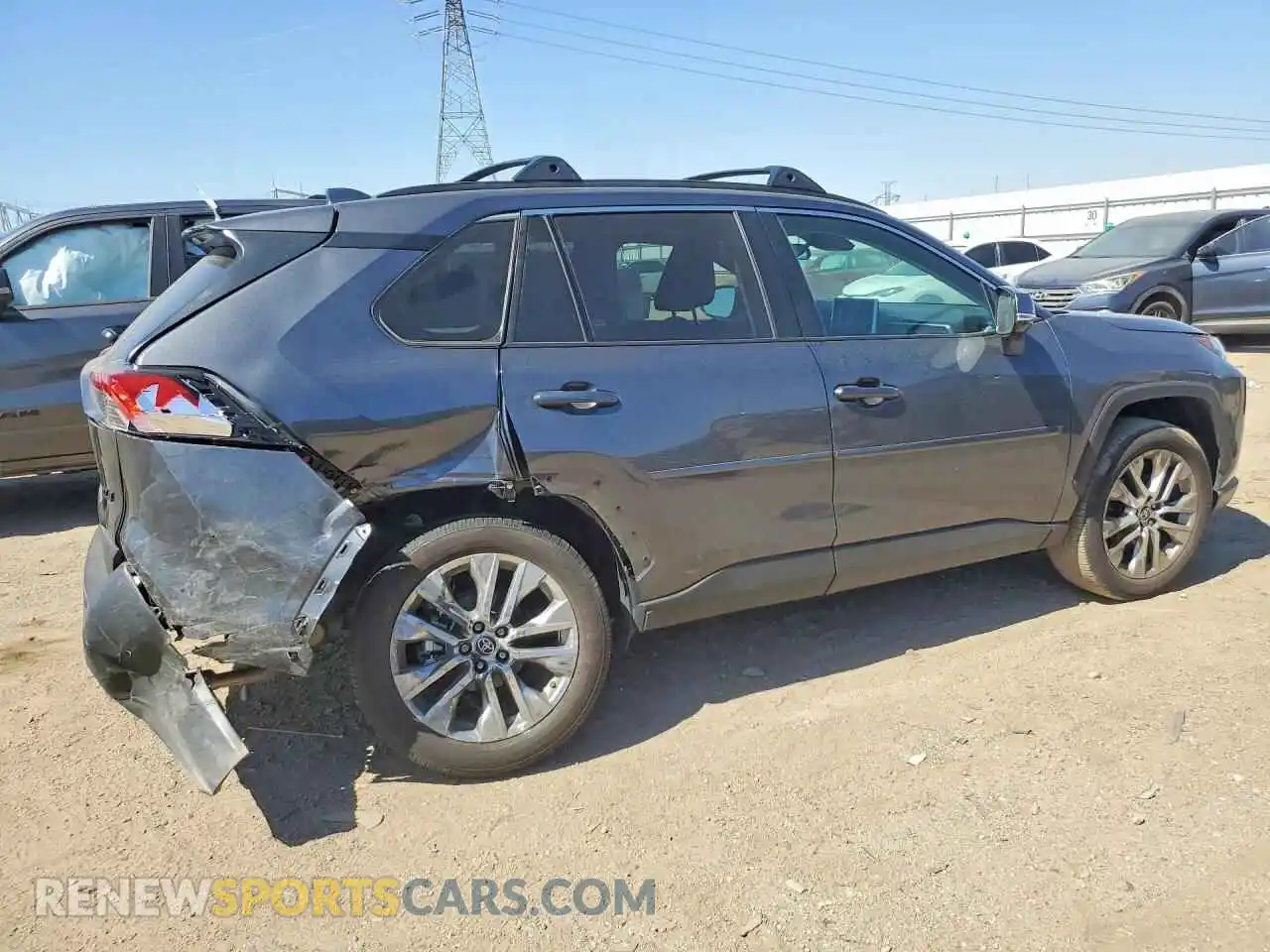 3 fotografías del automóvil dañado 2T3C1RFV4SC310833 TOYOTA RAV4 2025