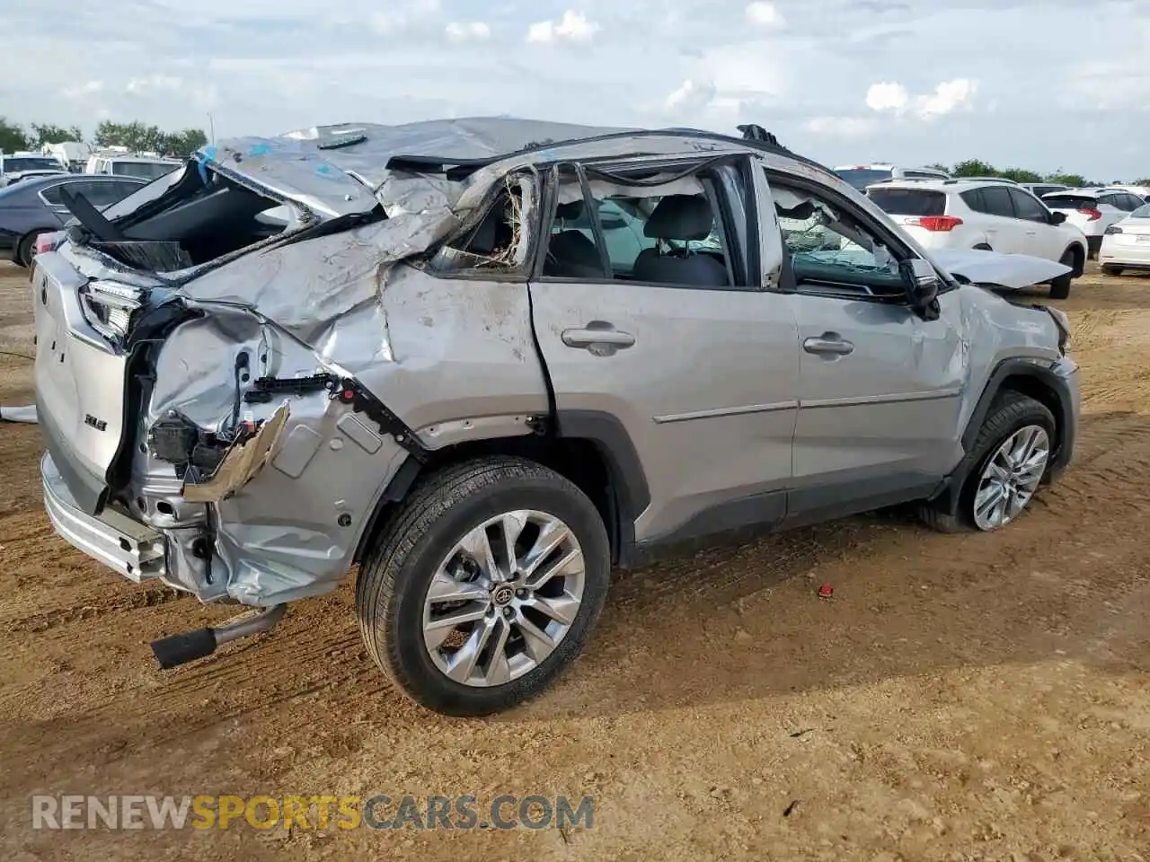 3 Photograph of a damaged car 2T3C1RFV4SW373459 TOYOTA RAV4 2025